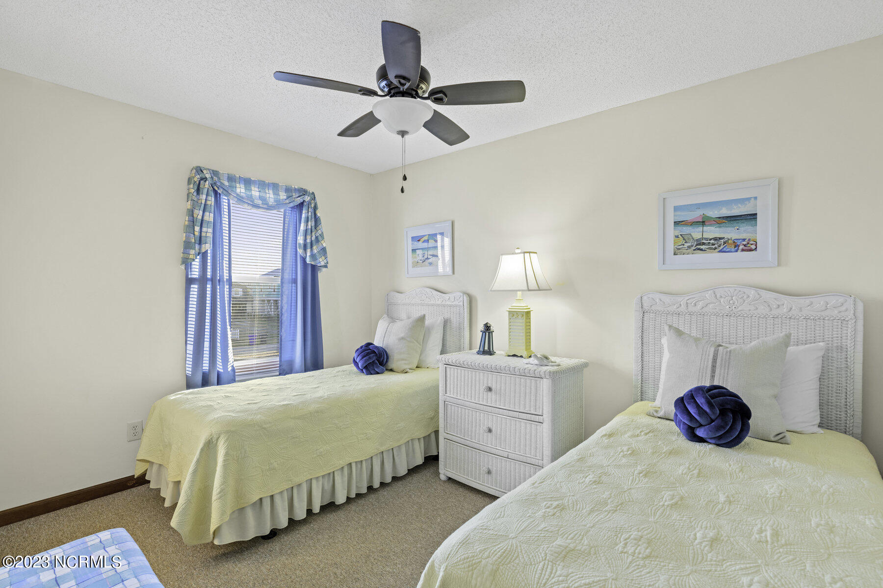 2702 W Pelican Drive