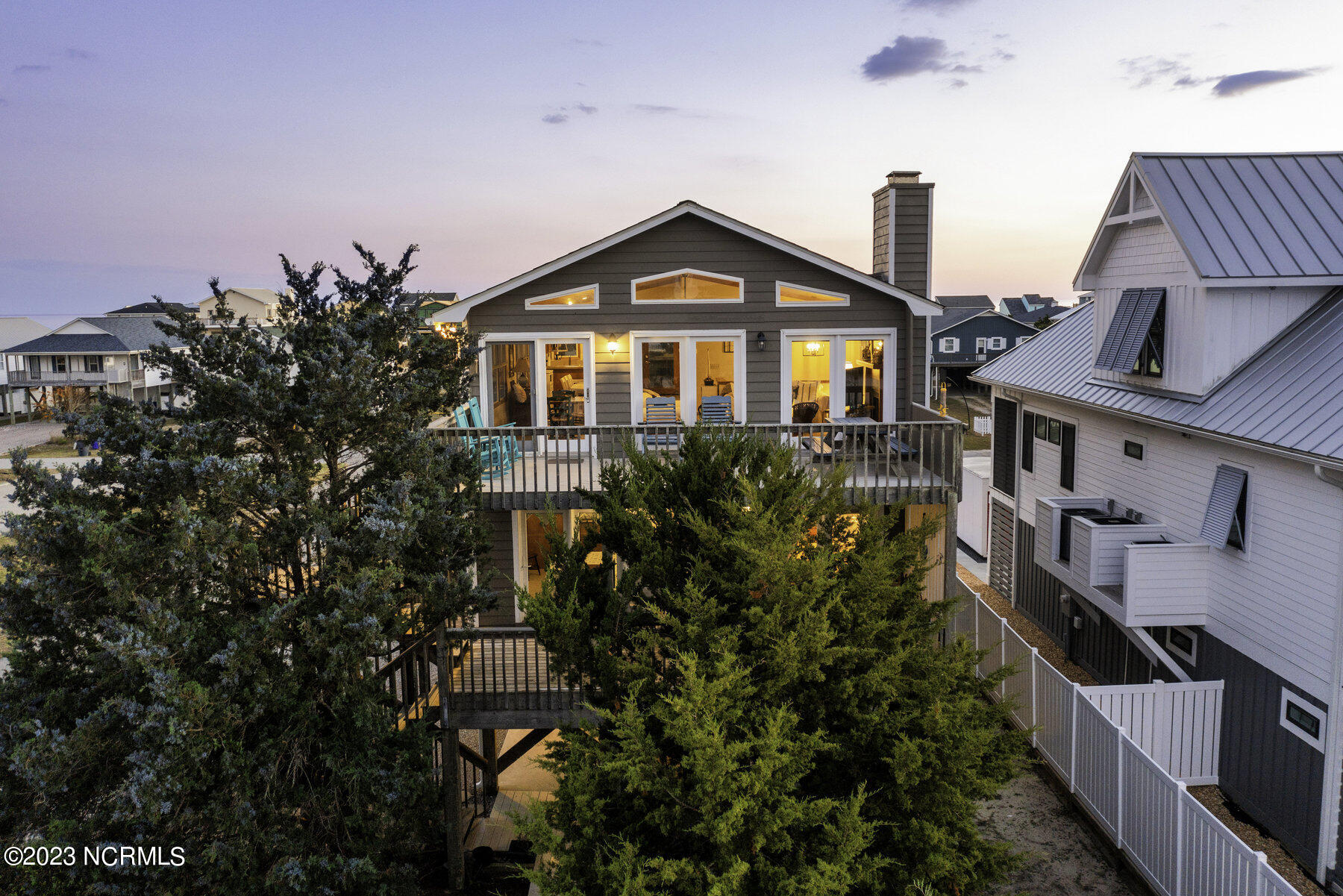 2702 W Pelican Drive