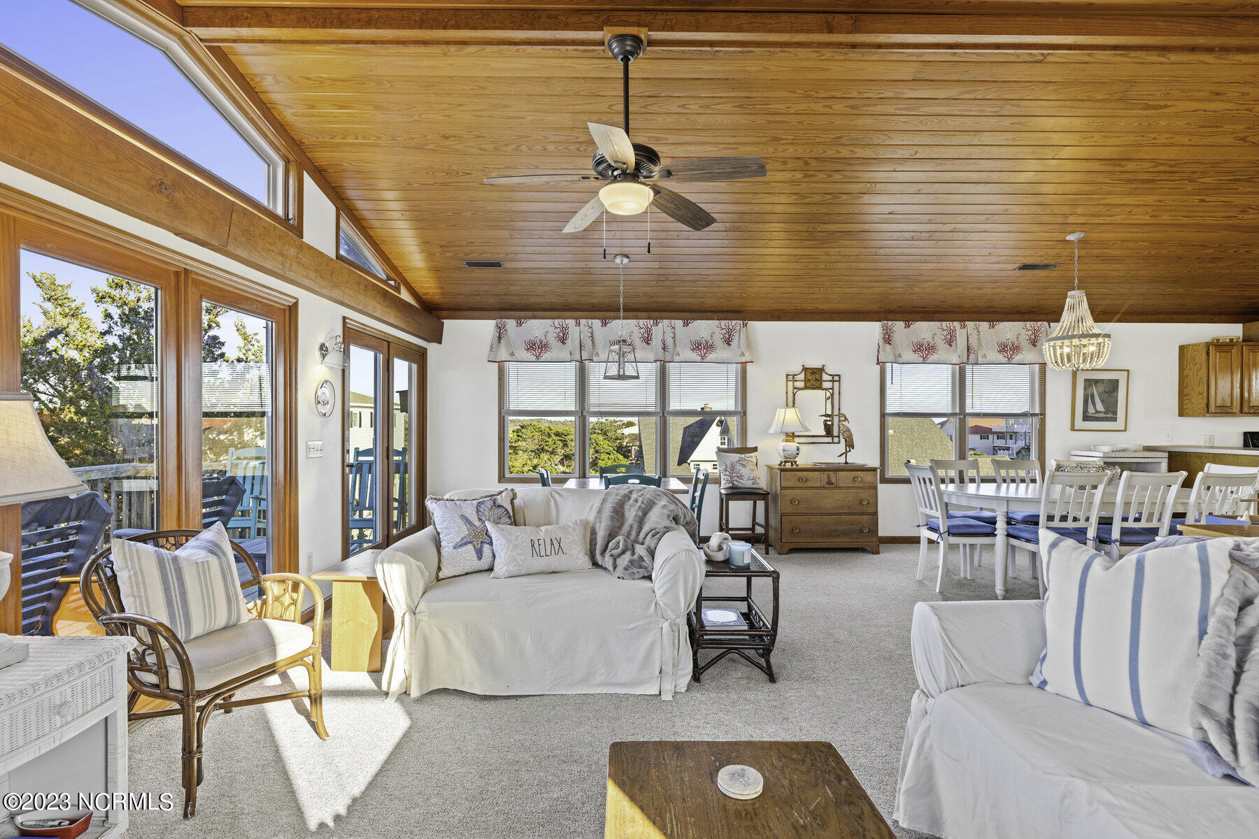 2702 W Pelican Drive