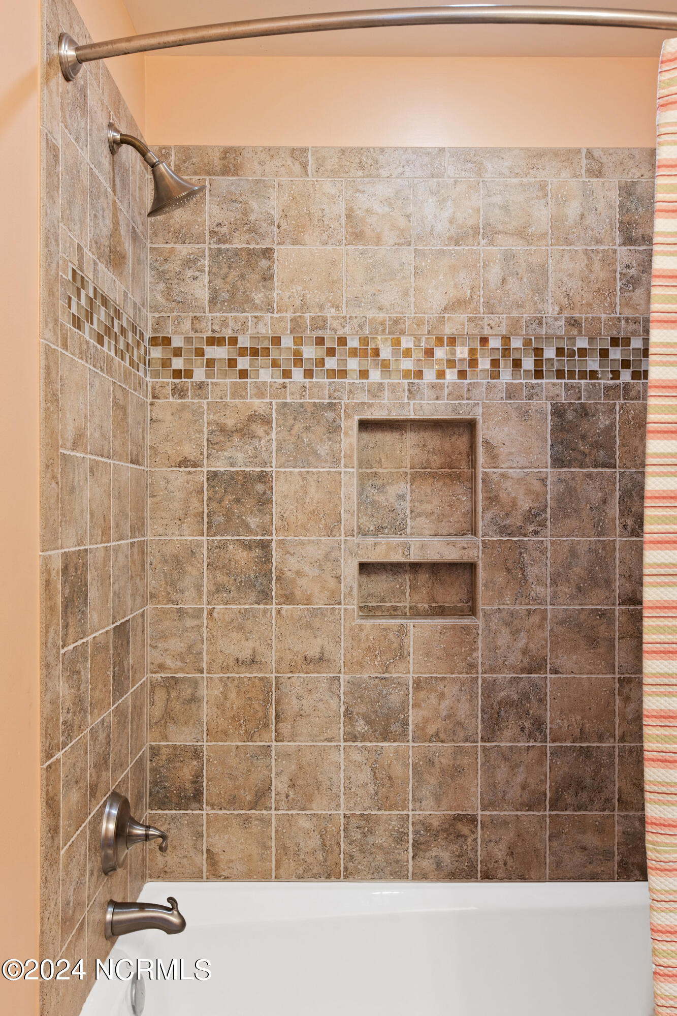 24 Mourning Warbler Trail