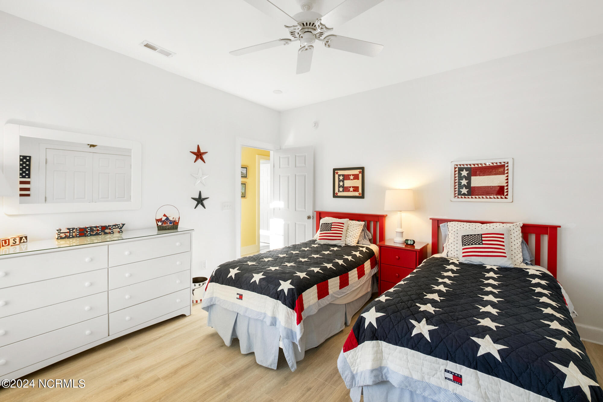 23 Black Skimmer Trail