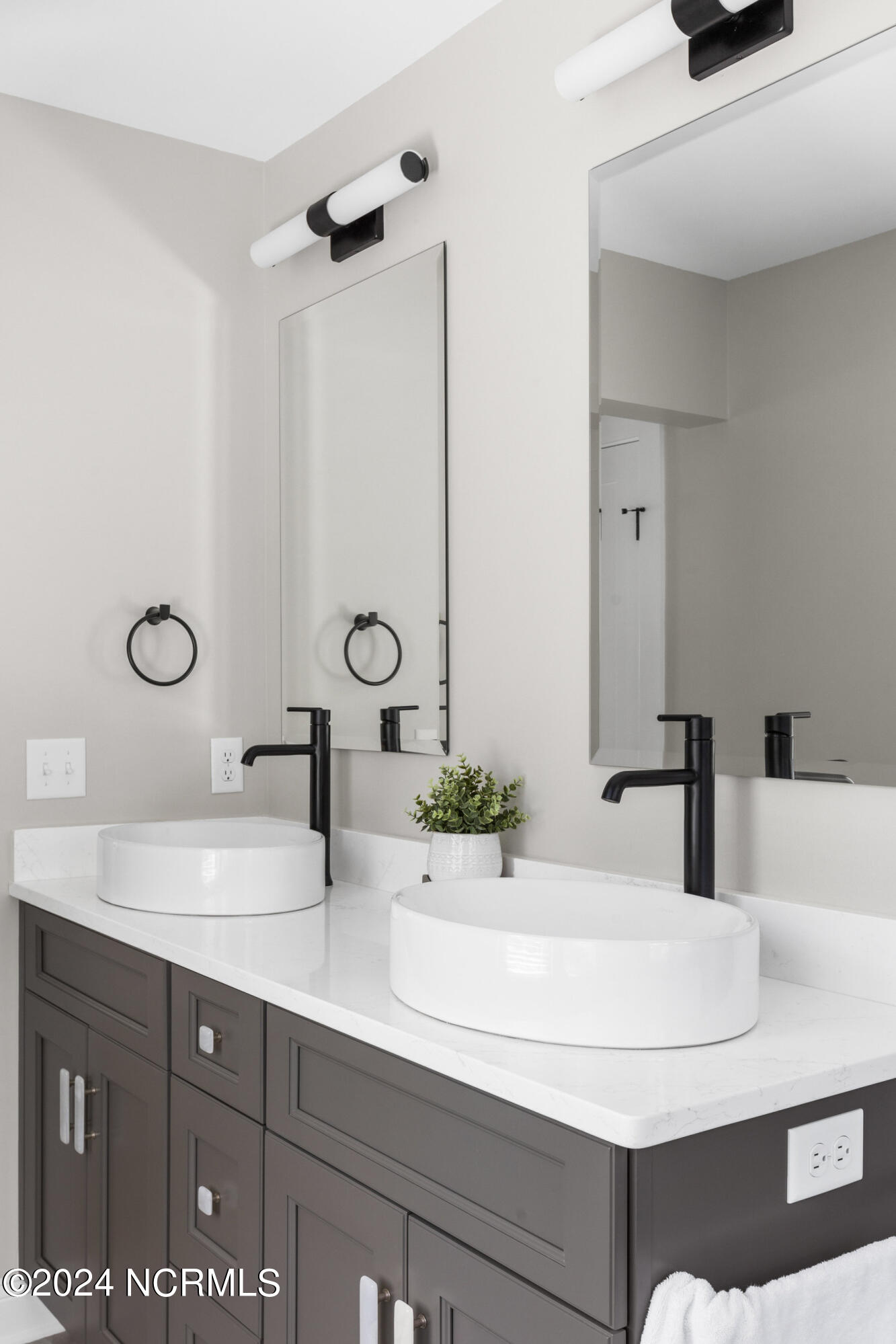 125 N Bald Head Wynd, #6