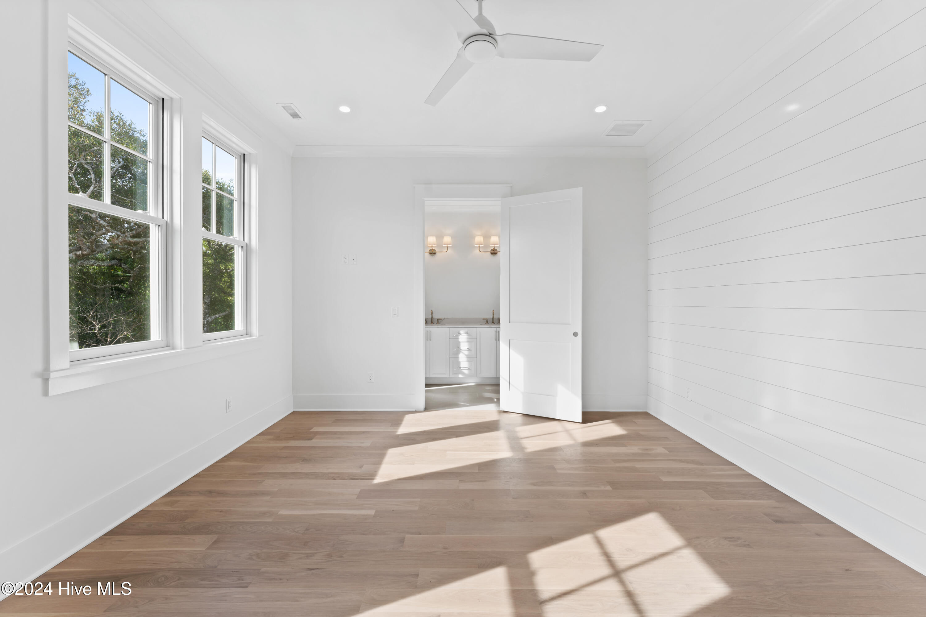 554 Chicamacomico Way