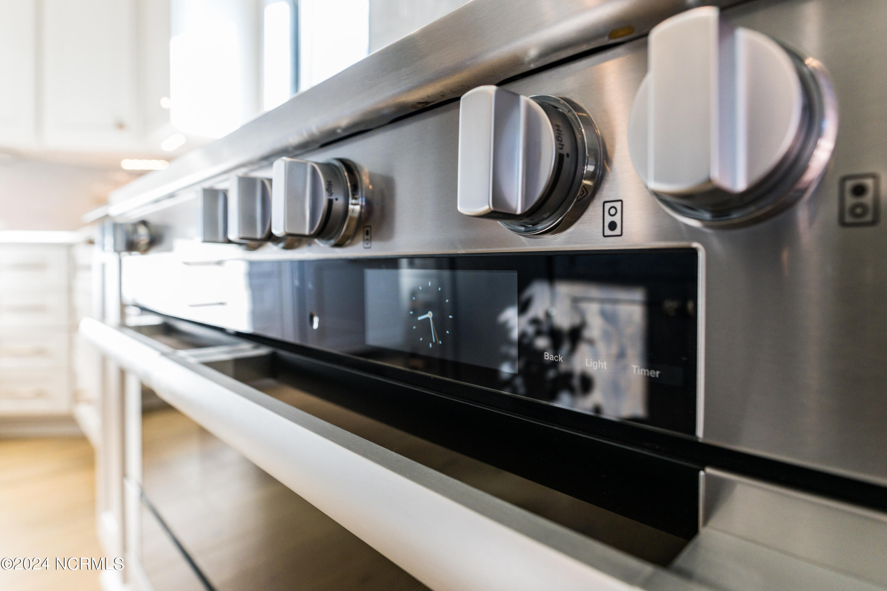 2544 Mariners Way SE