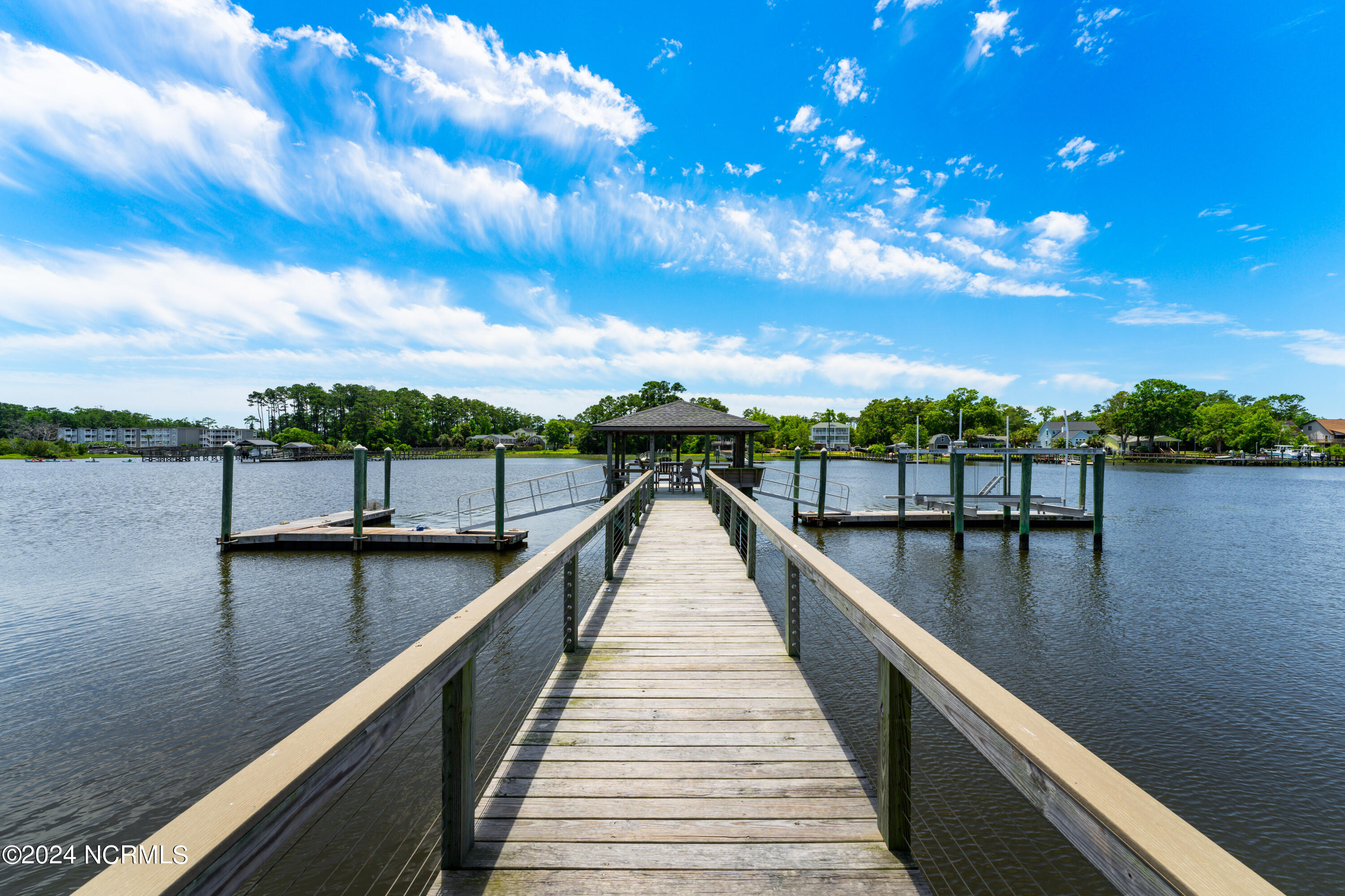 2544 Mariners Way SE