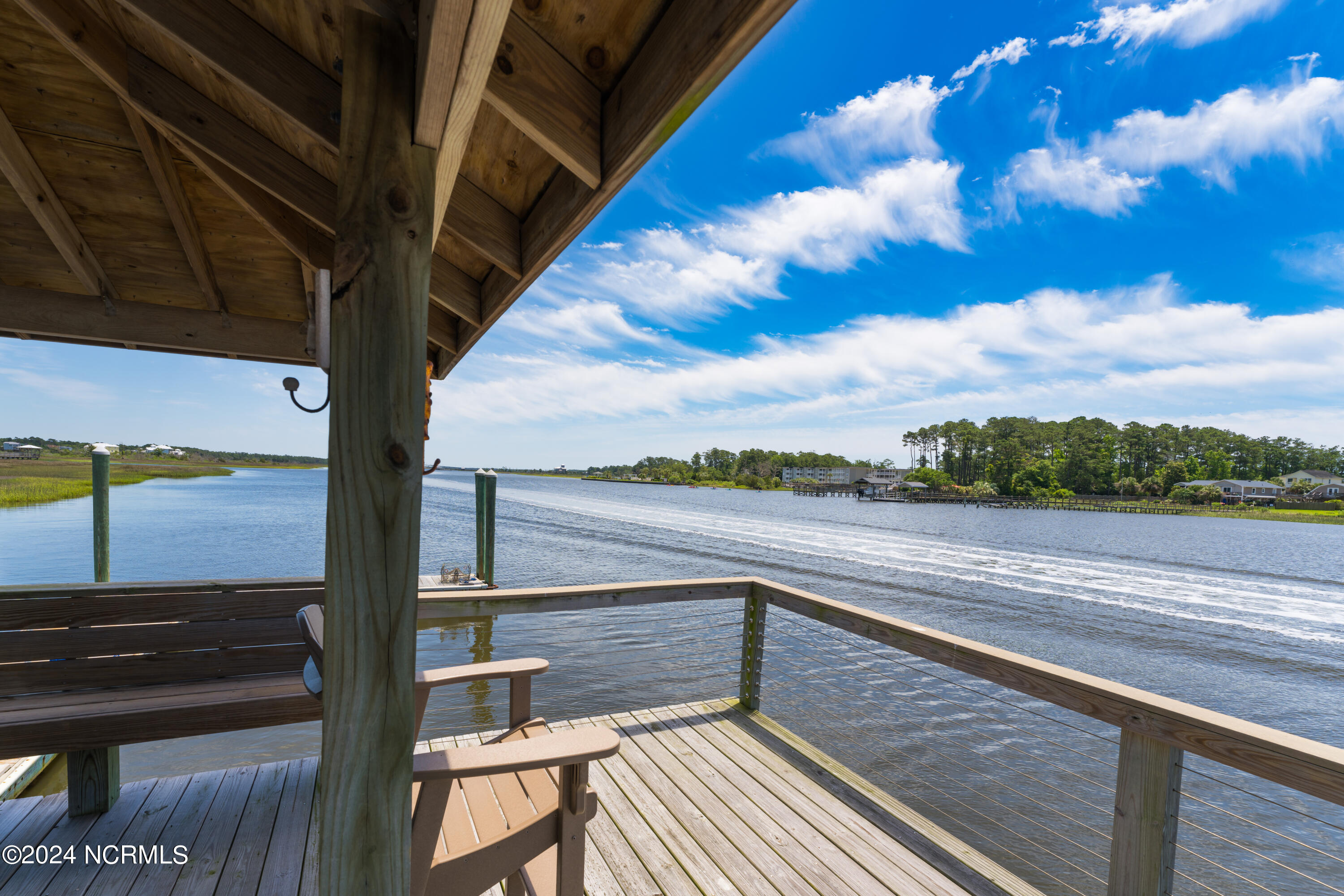 2544 Mariners Way SE