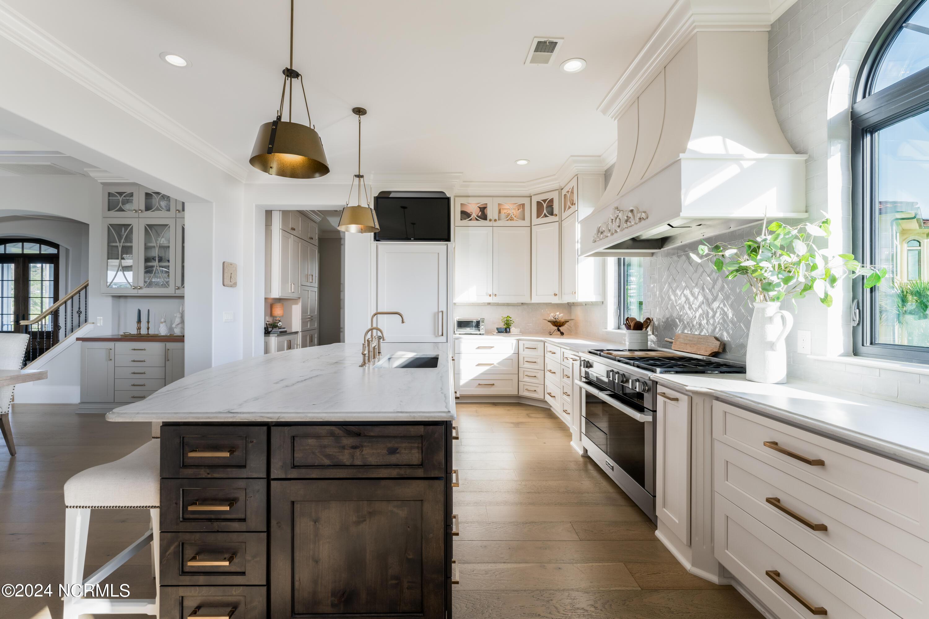 2544 Mariners Way SE