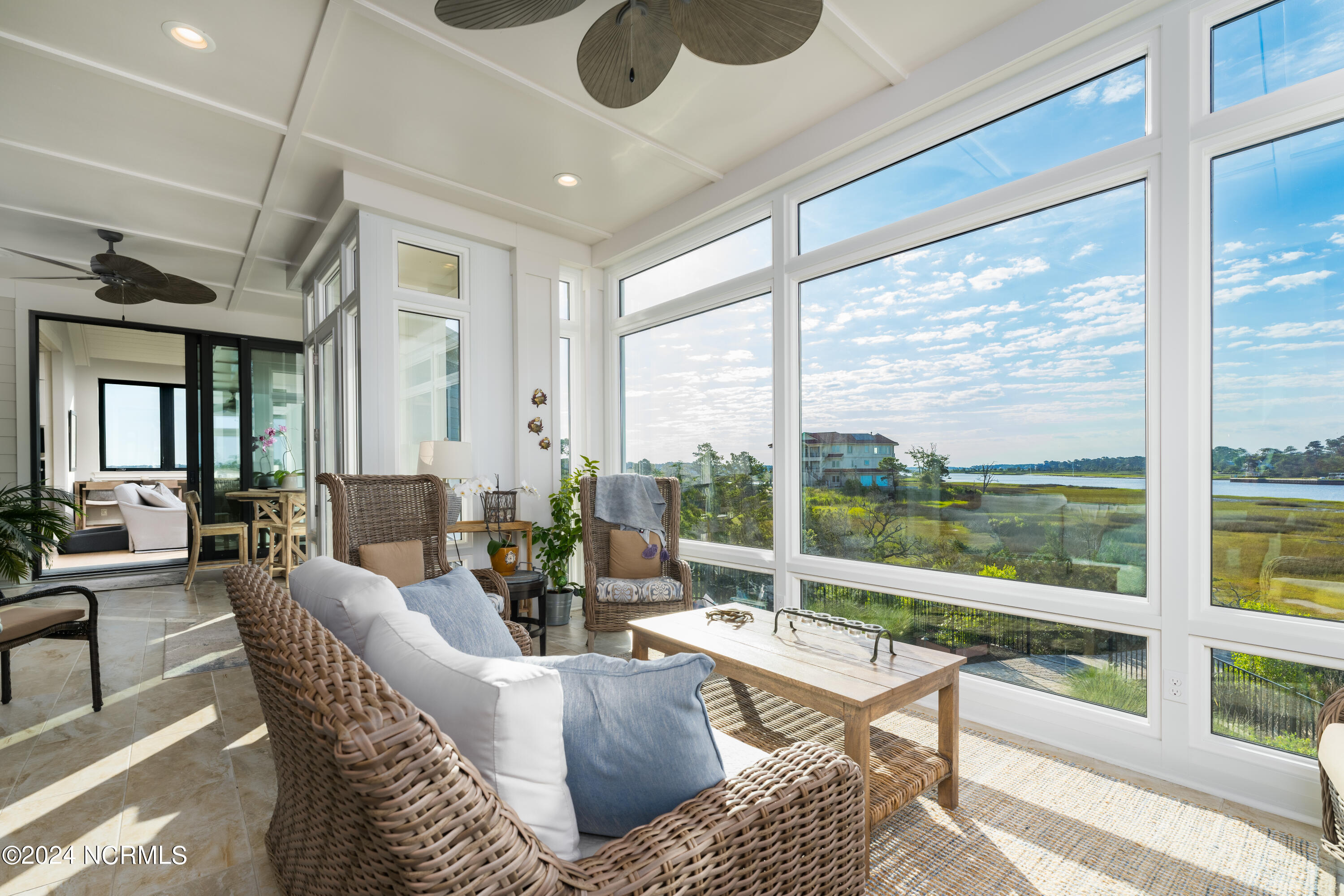 2544 Mariners Way SE