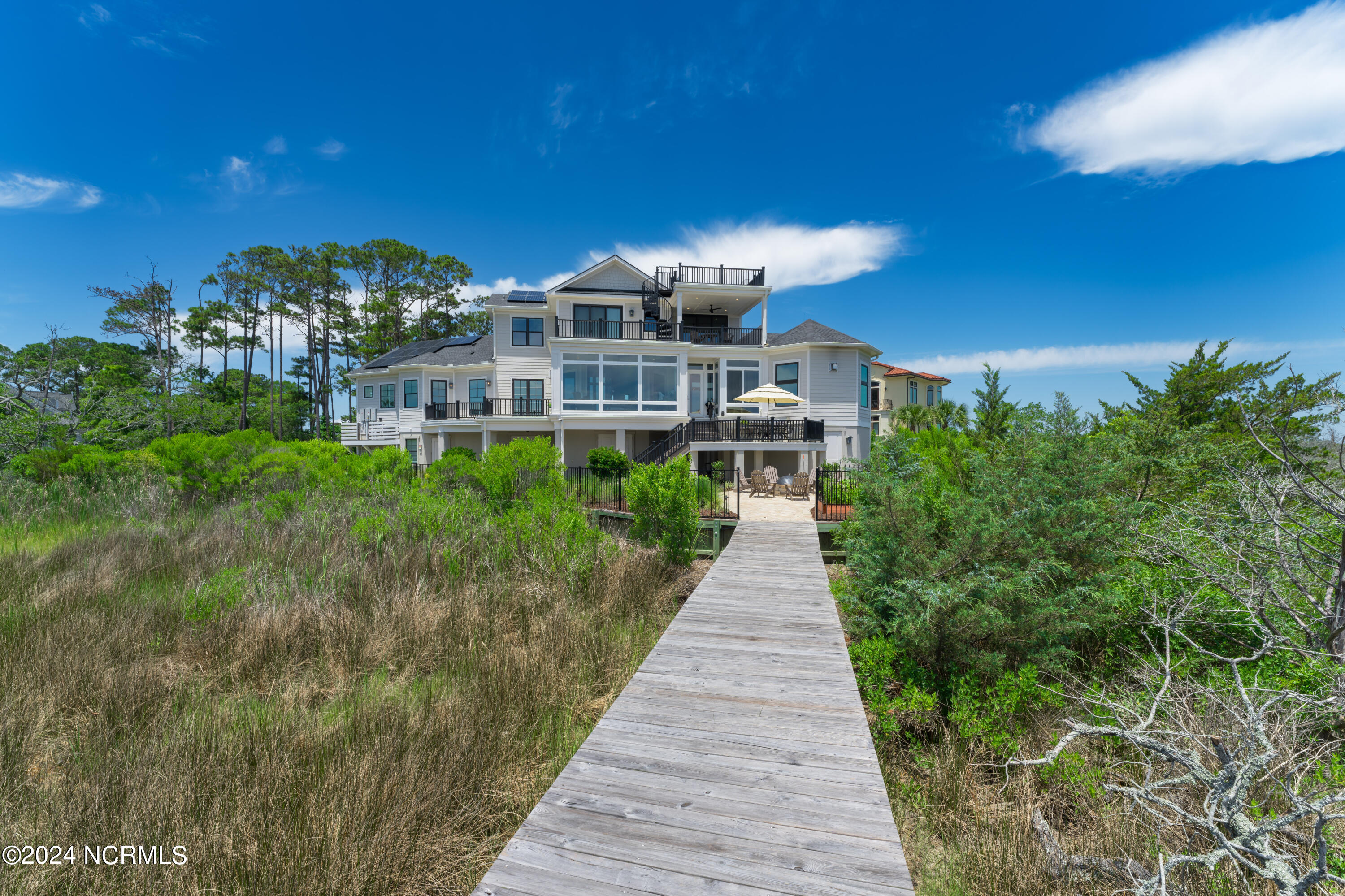 2544 Mariners Way SE