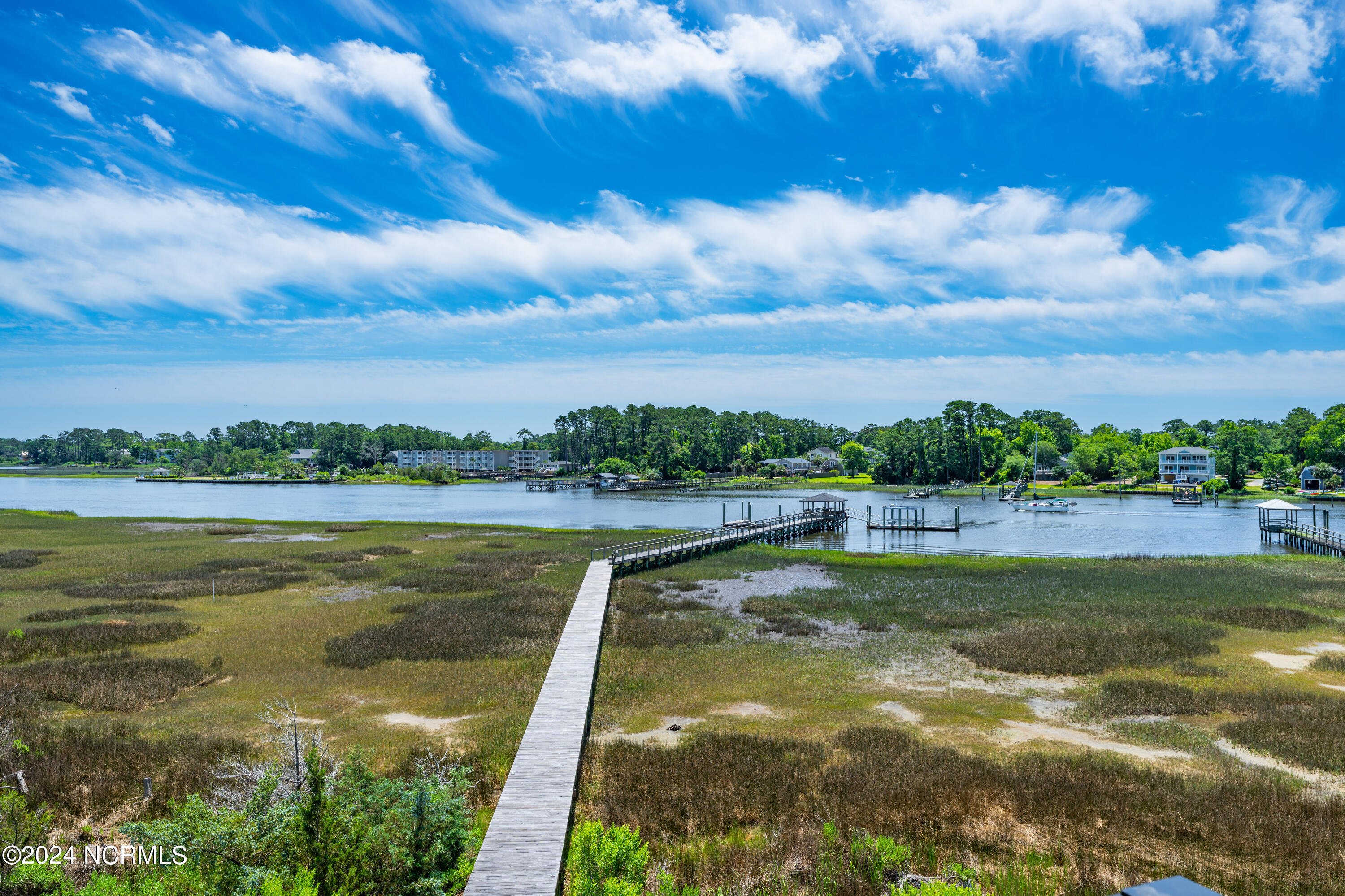 2544 Mariners Way SE