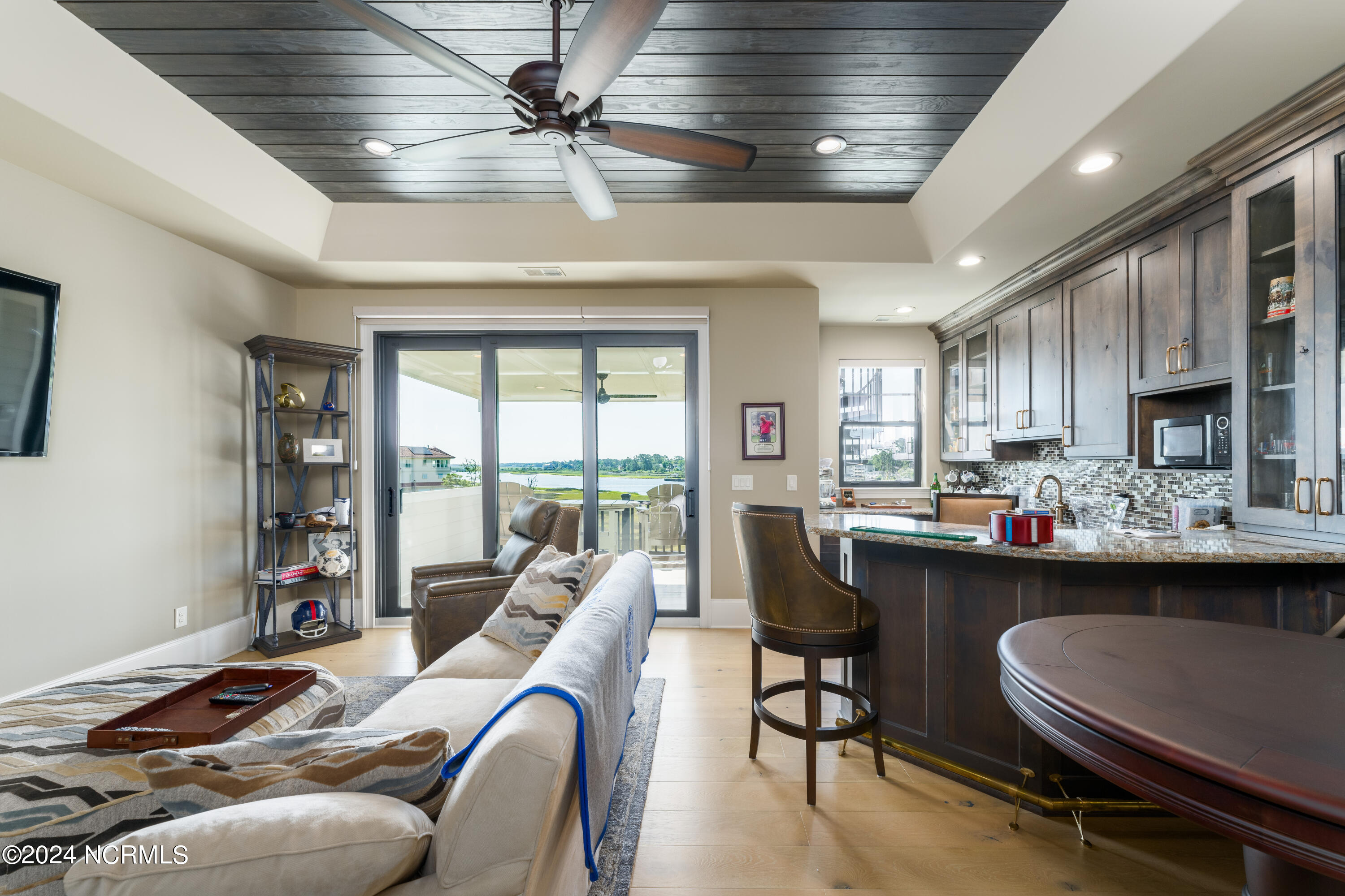 2544 Mariners Way SE