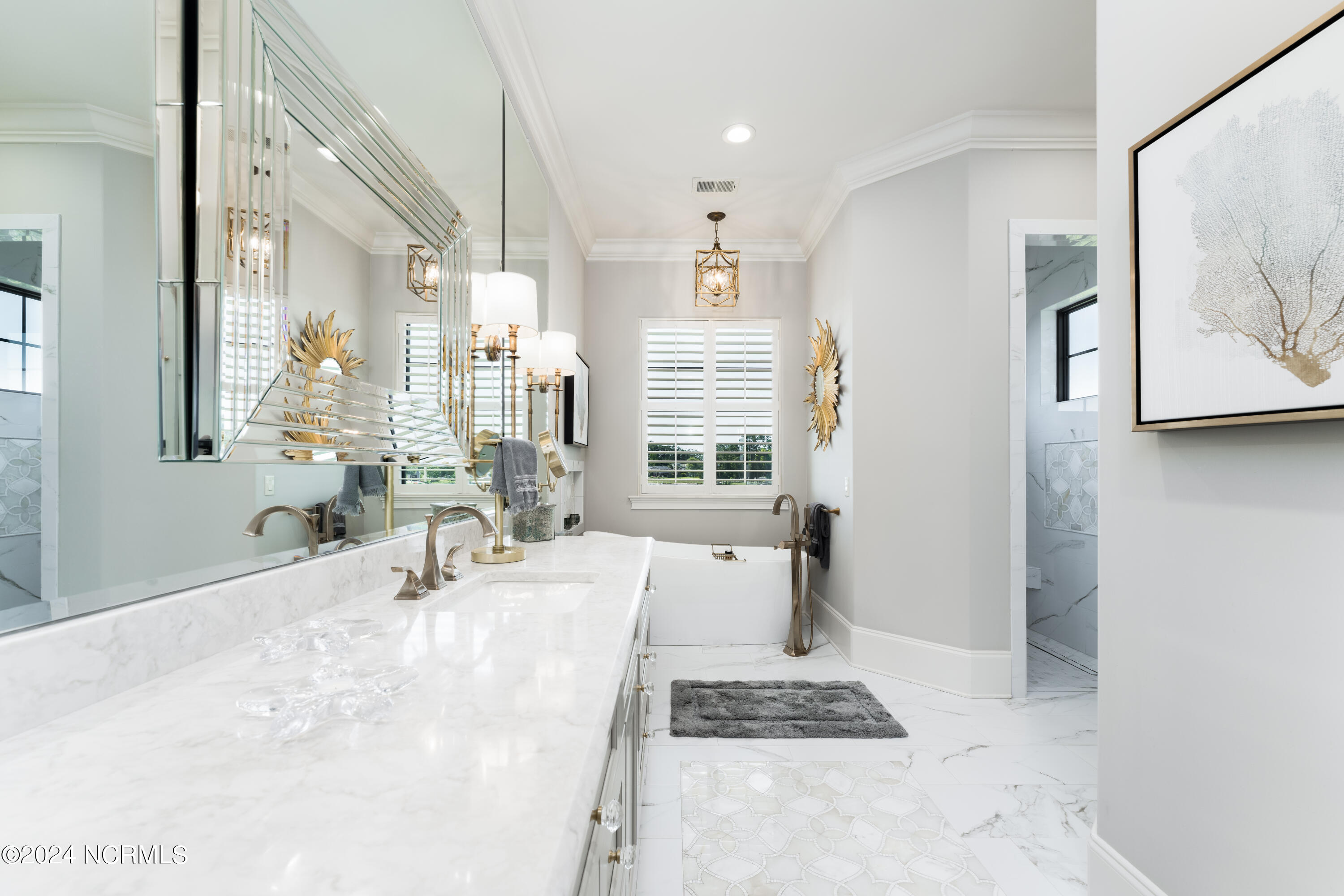 2544 Mariners Way SE