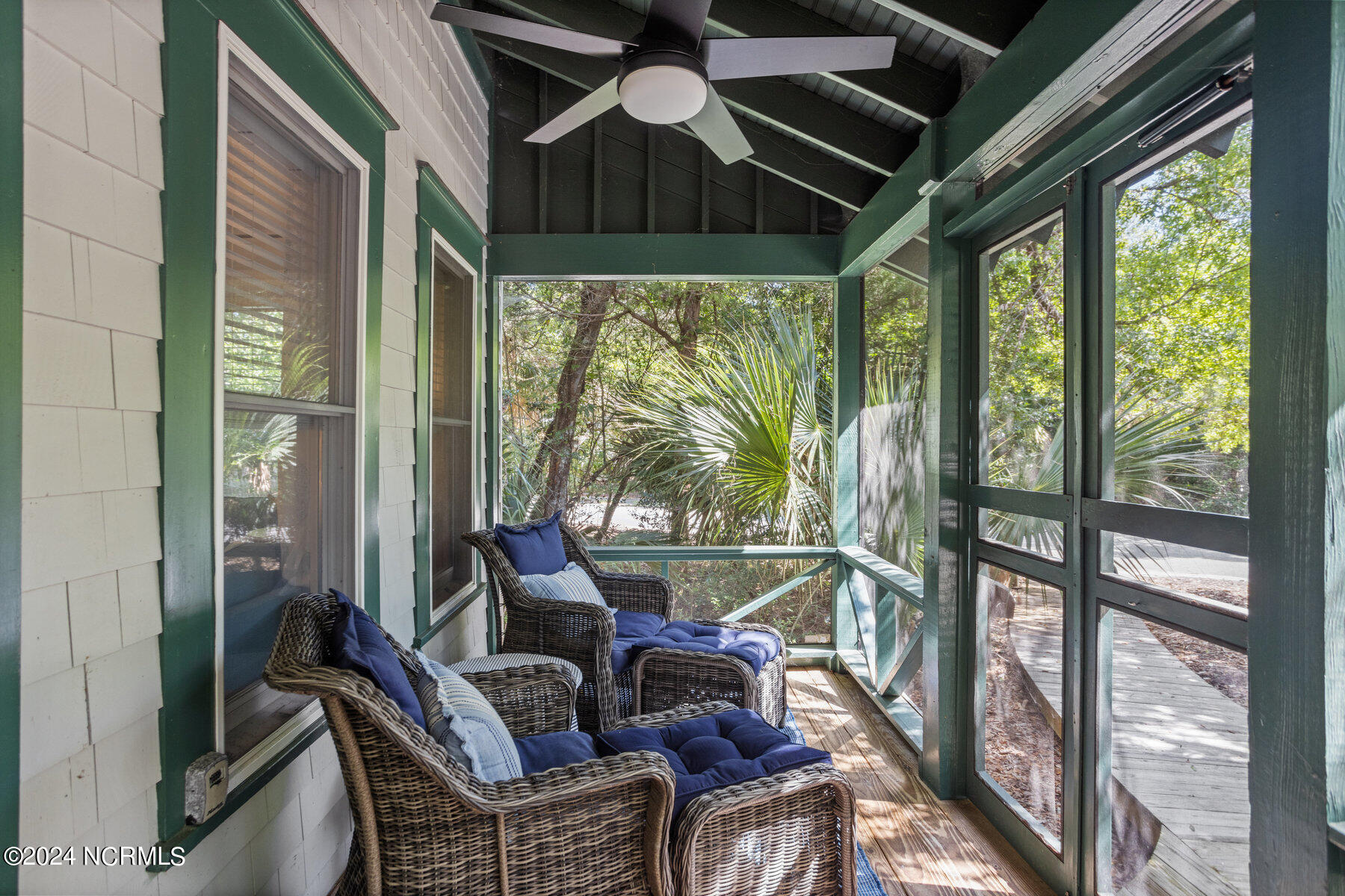 644 Chicamacomico Way, 1