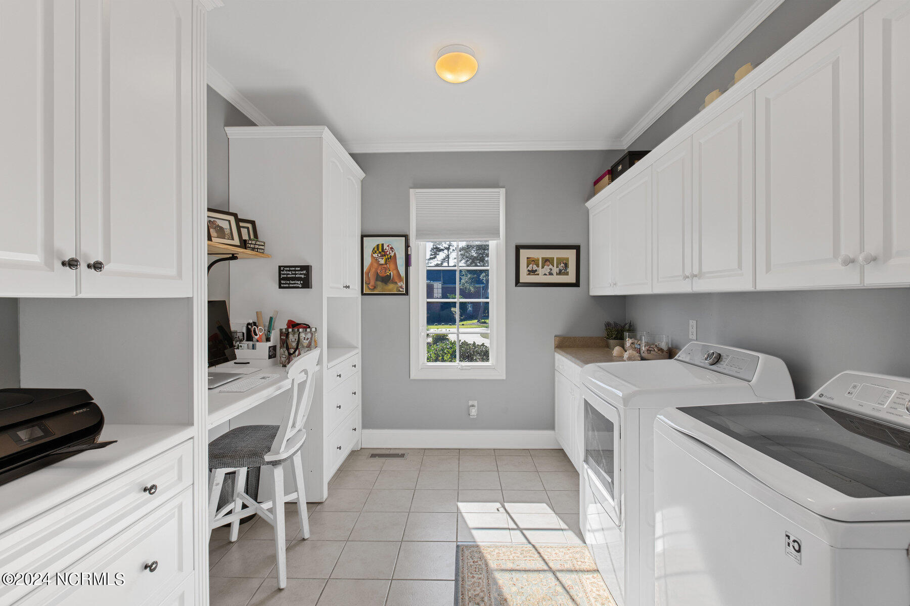 2566 Mariners Way SE