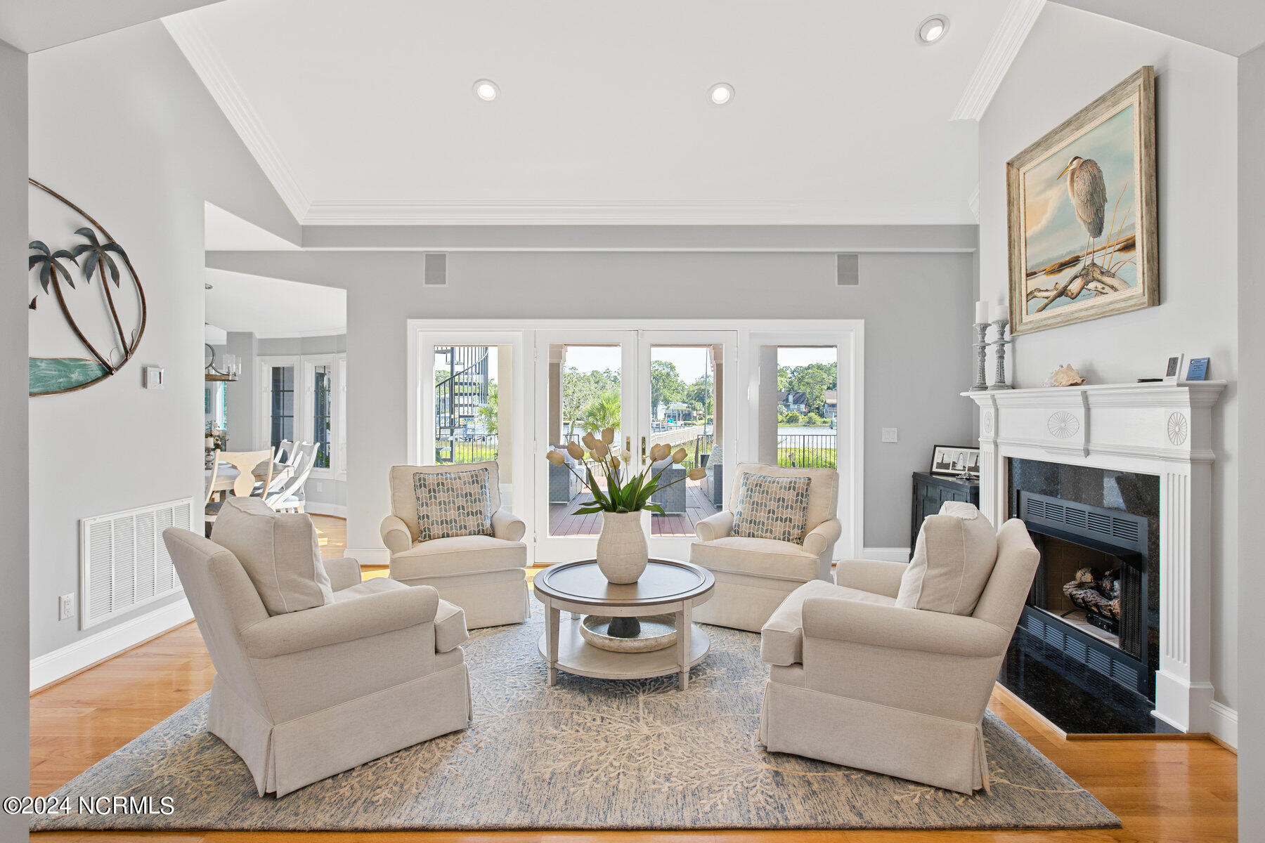 2566 Mariners Way SE