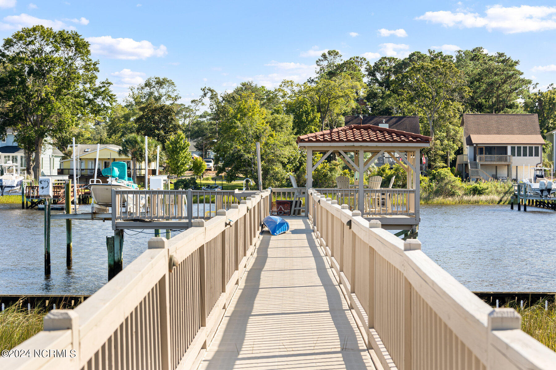 2566 Mariners Way SE