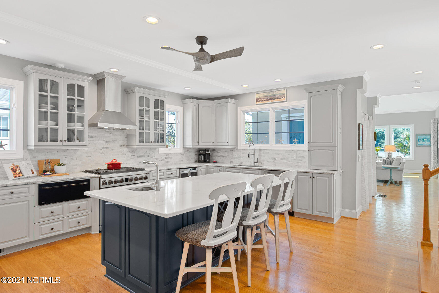 2566 Mariners Way SE