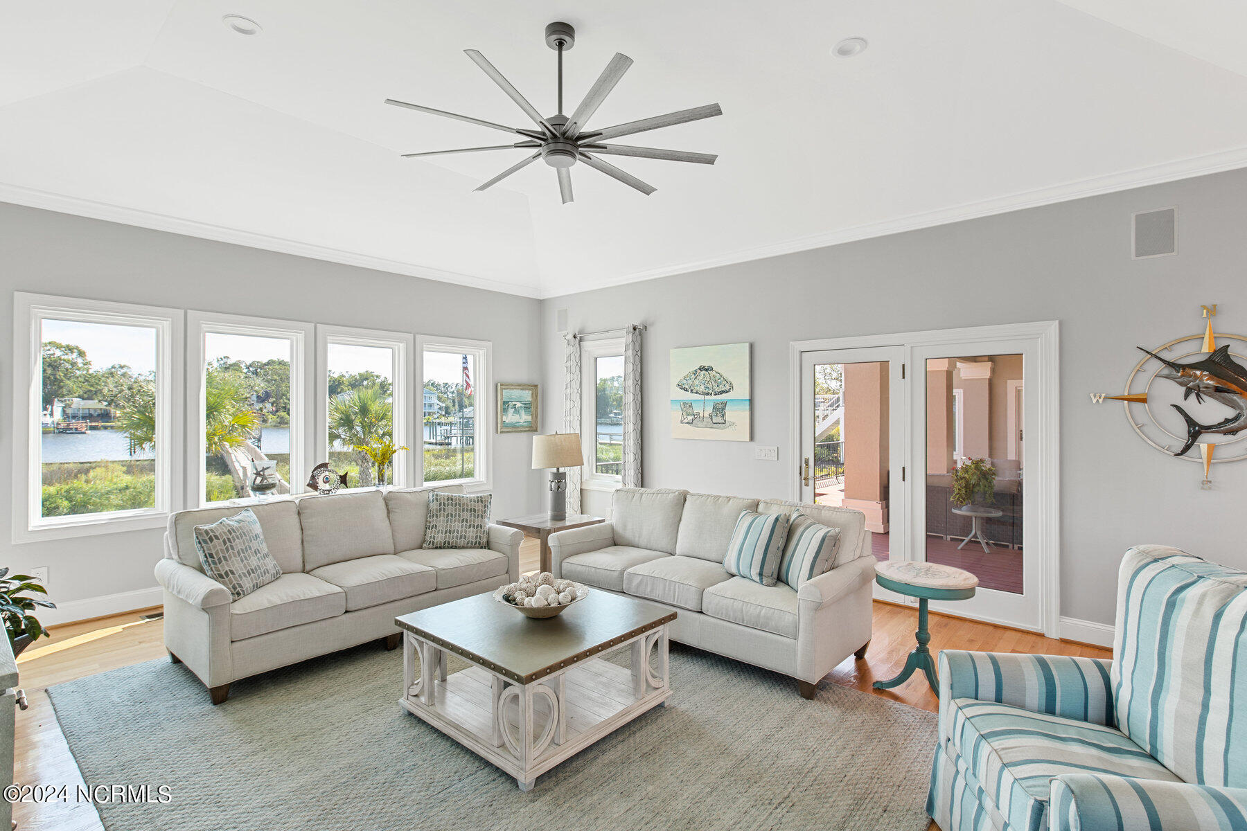 2566 Mariners Way SE