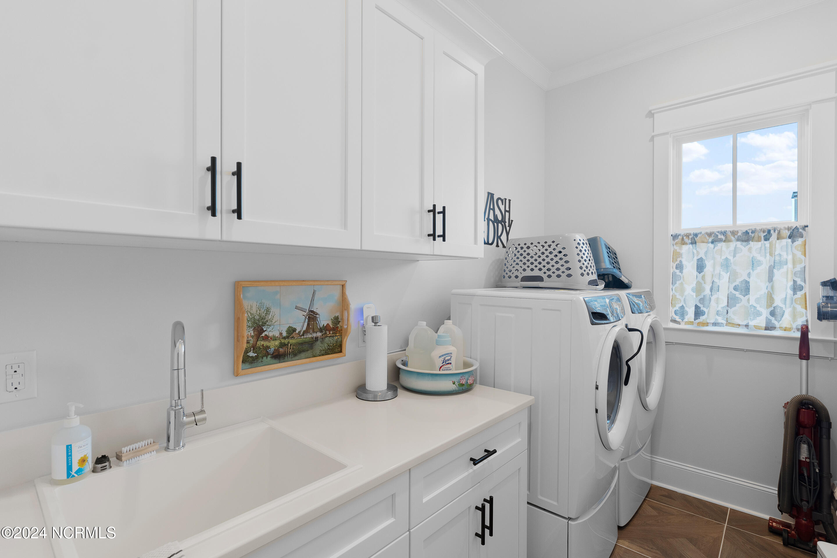 3211 Oceanic Bay Drive