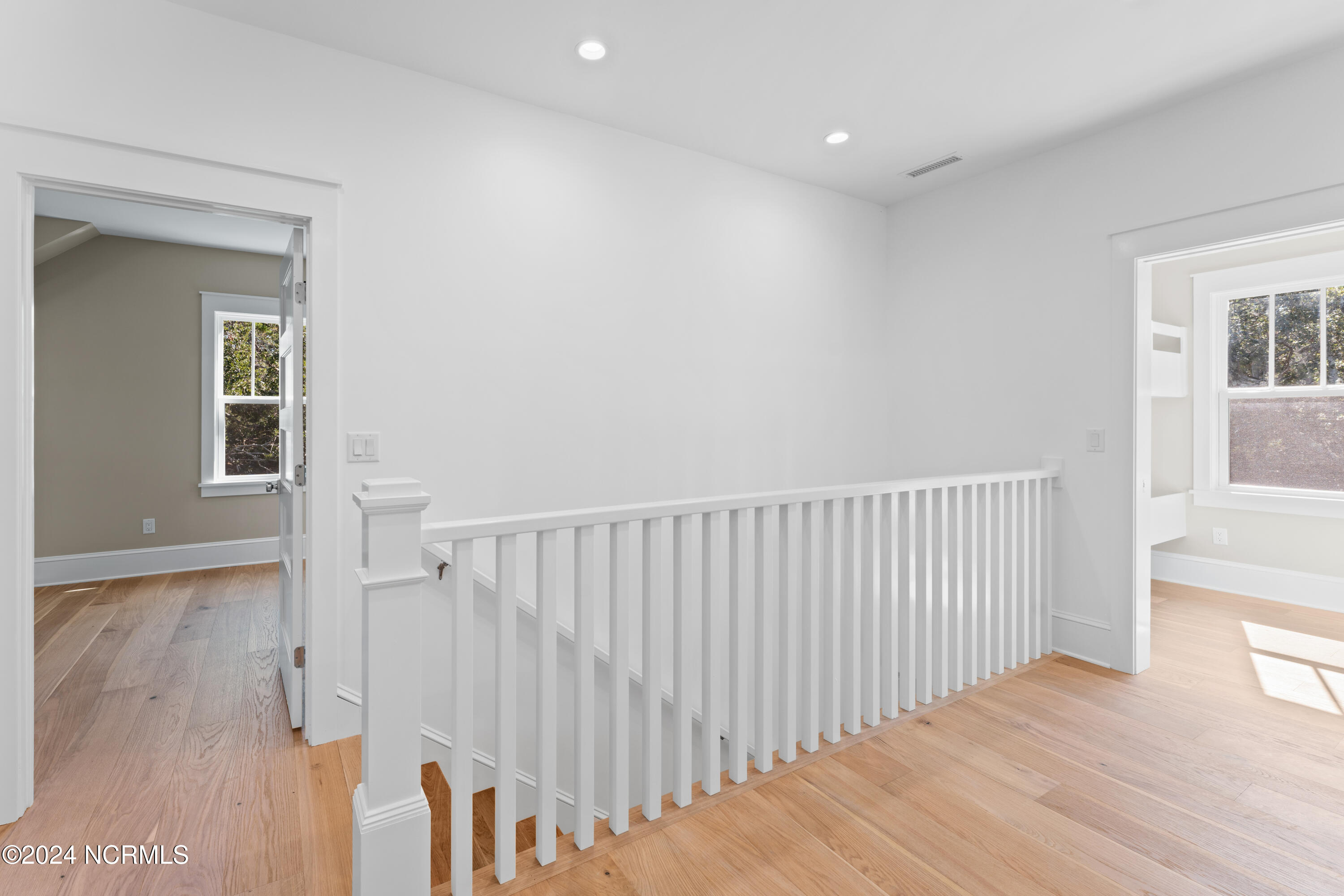 19 Fort Holmes Trail