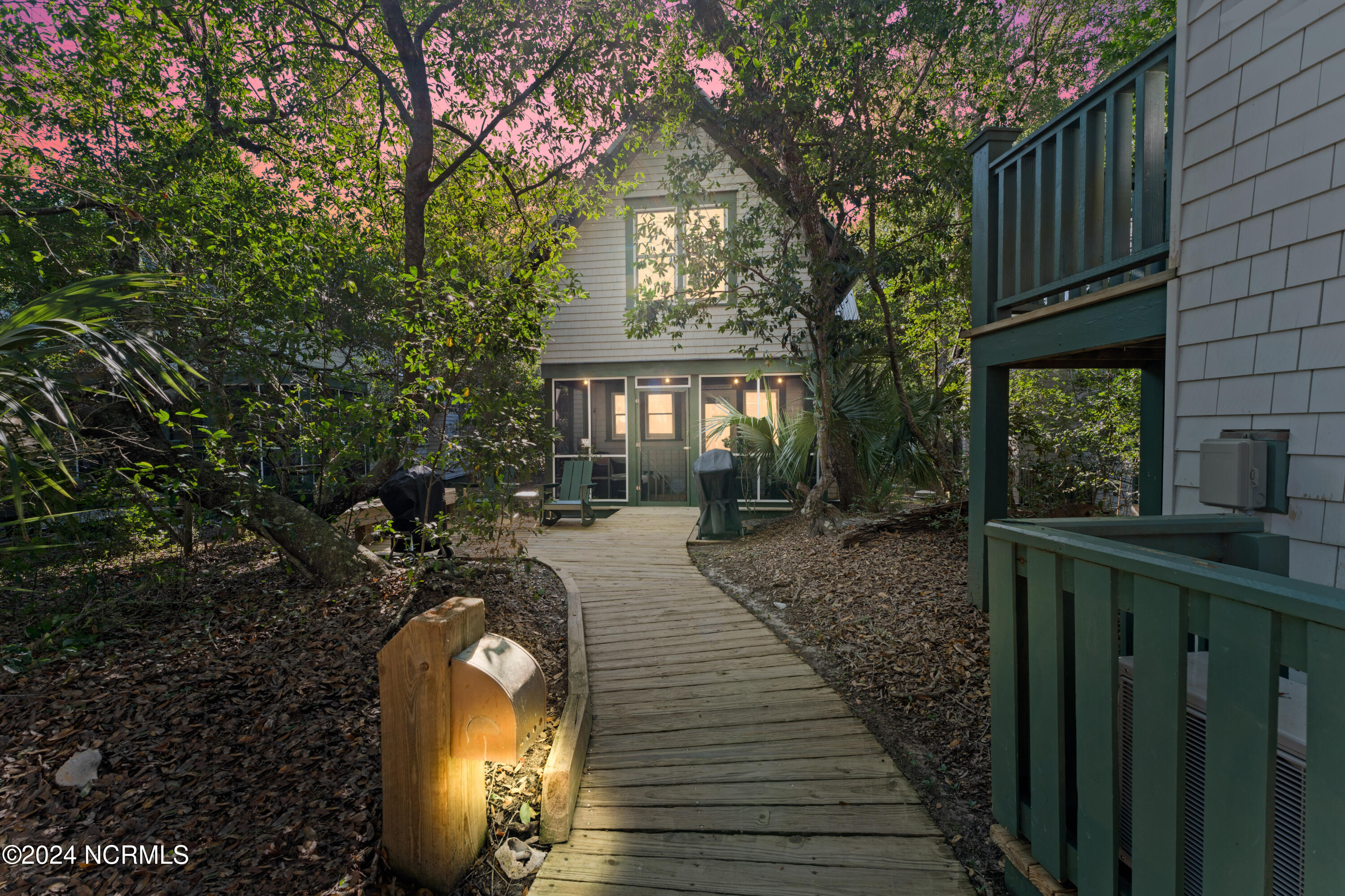 614 Chicamacomico Way, 7