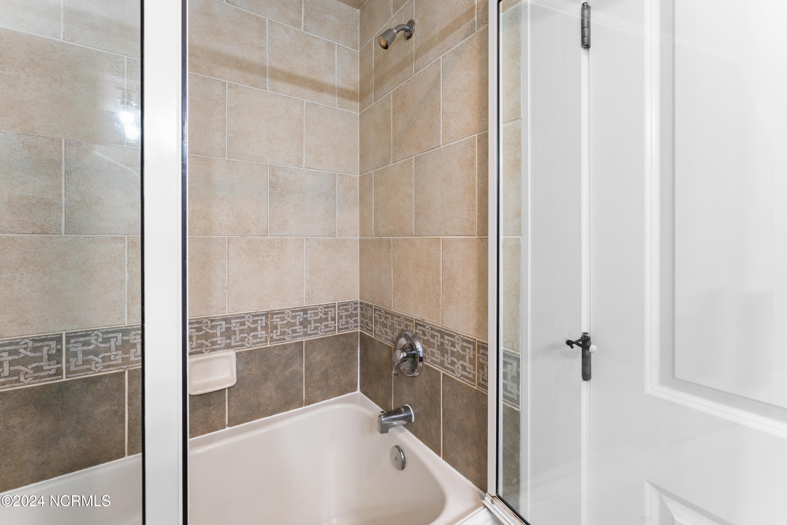 614 Chicamacomico Way, 7