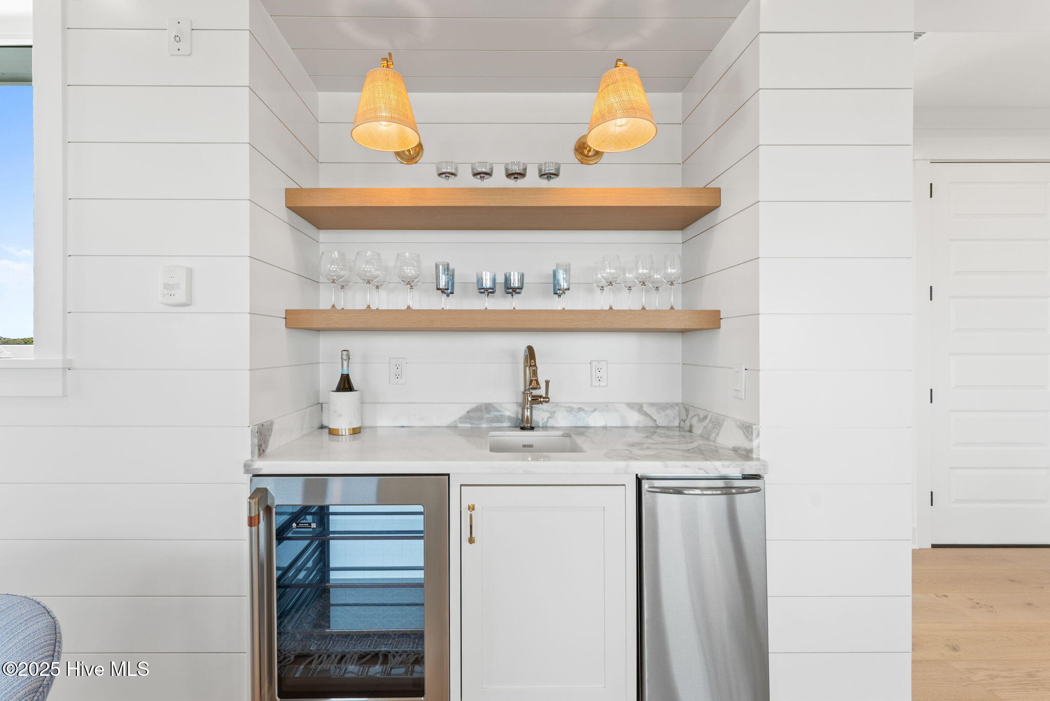 225 W Bald Head Wynd