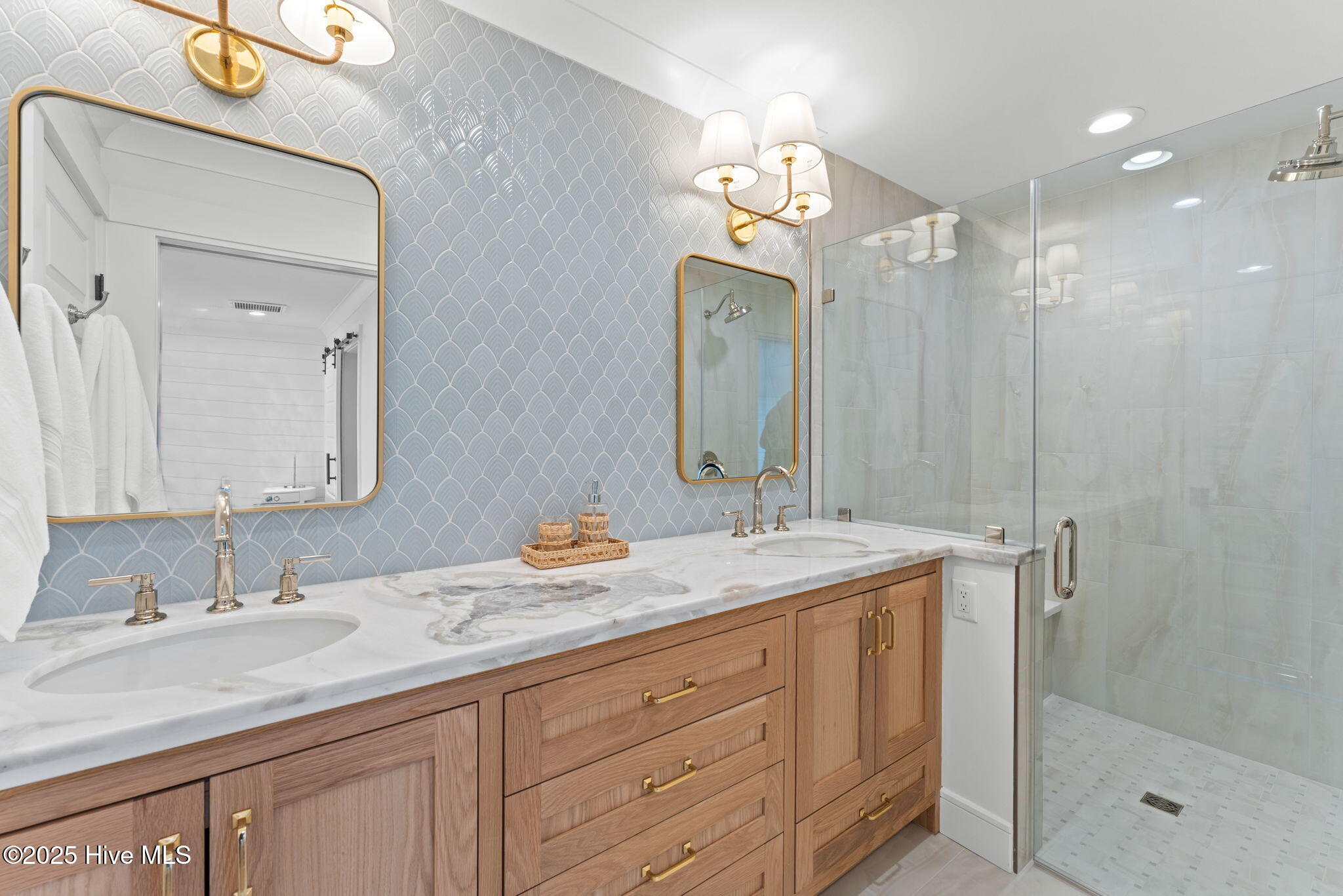 225 W Bald Head Wynd