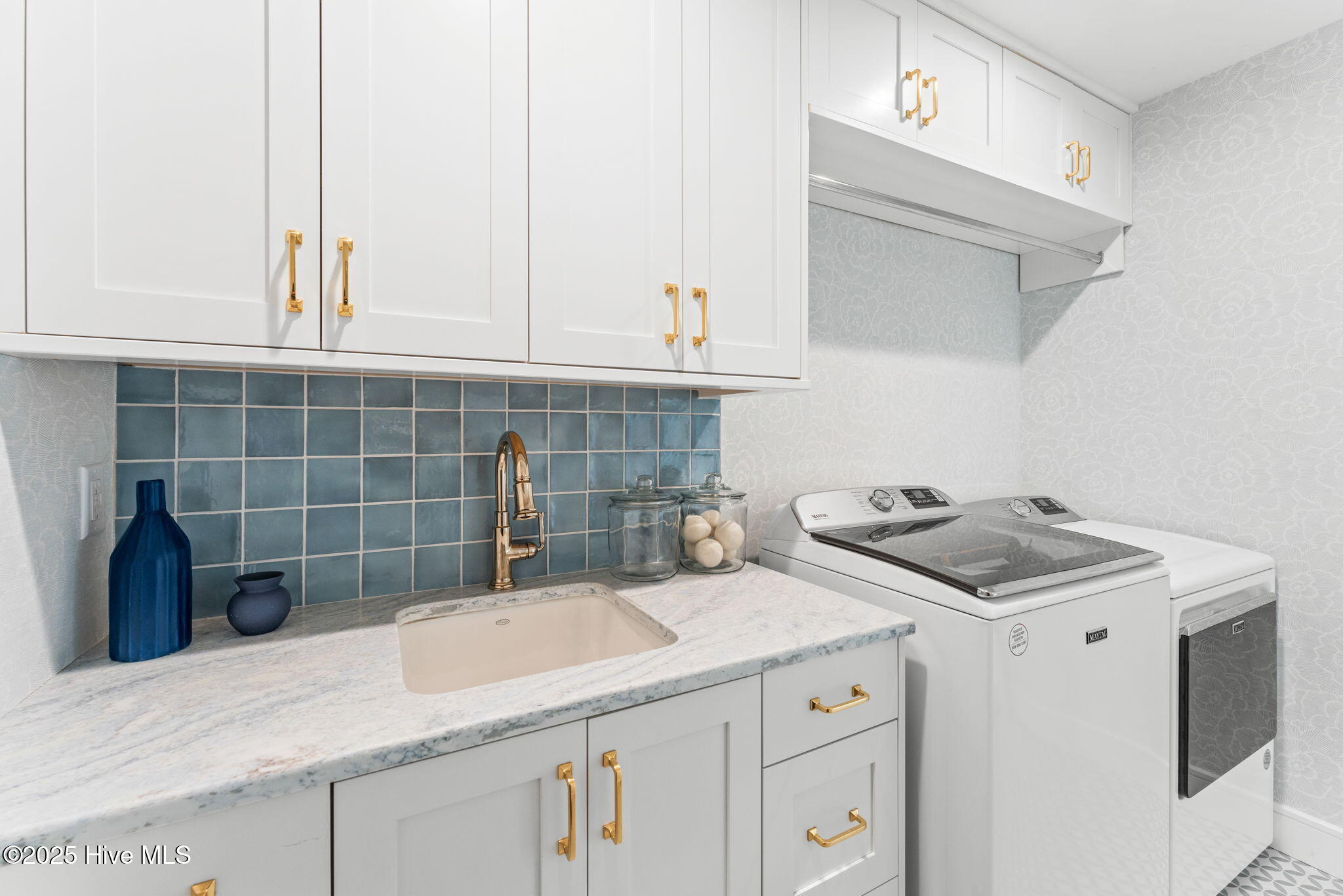 225 W Bald Head Wynd