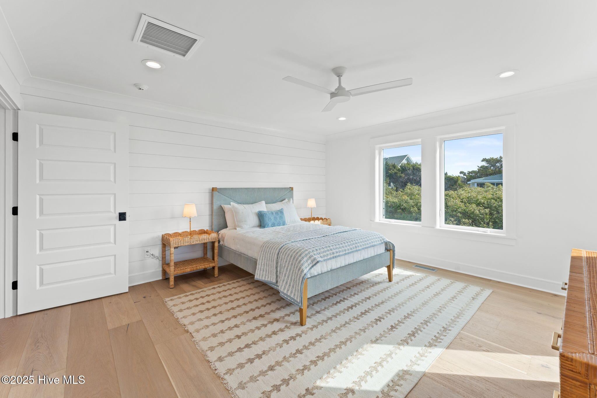 225 W Bald Head Wynd