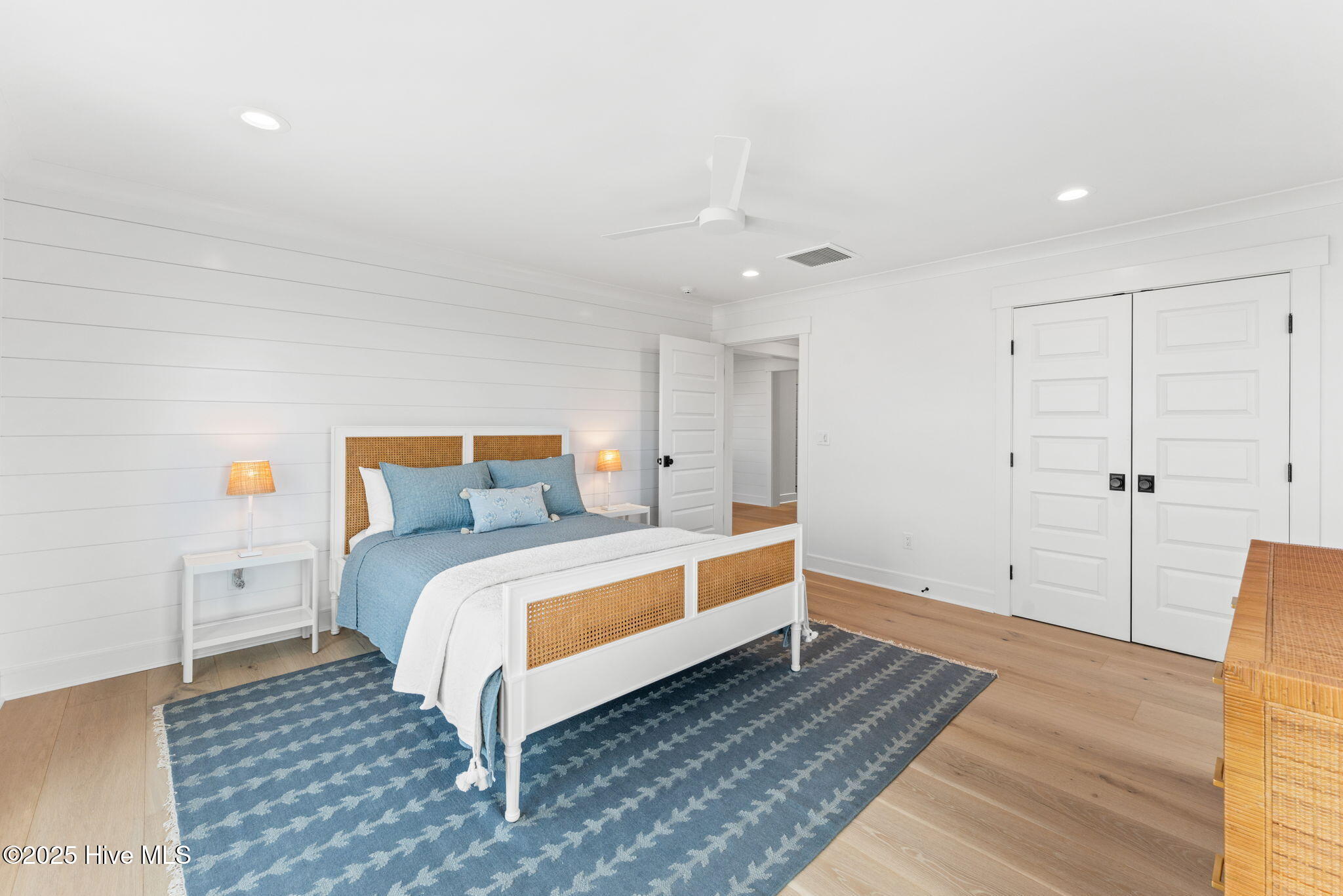 225 W Bald Head Wynd