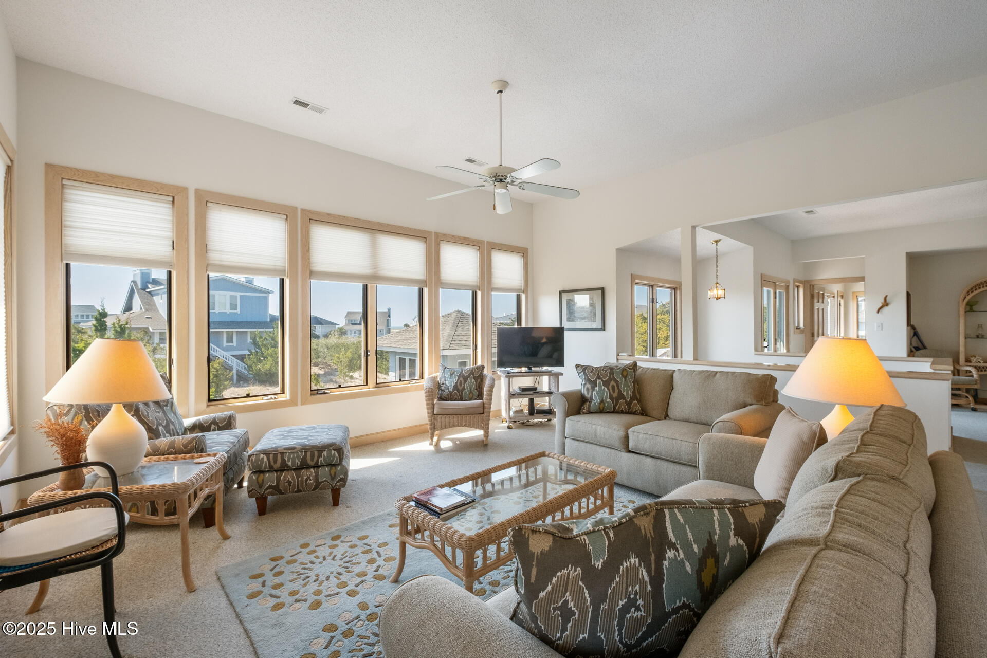 20 Laughing Gull Trail