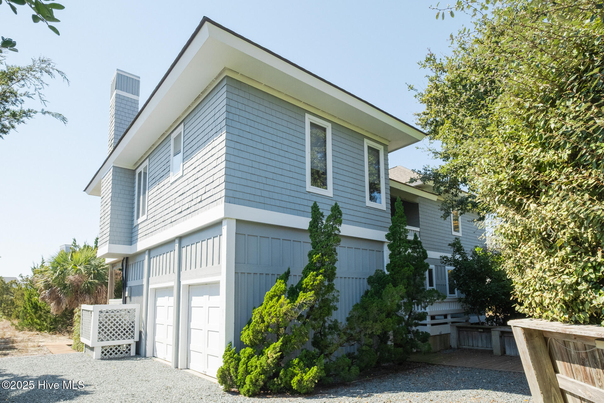 20 Laughing Gull Trail