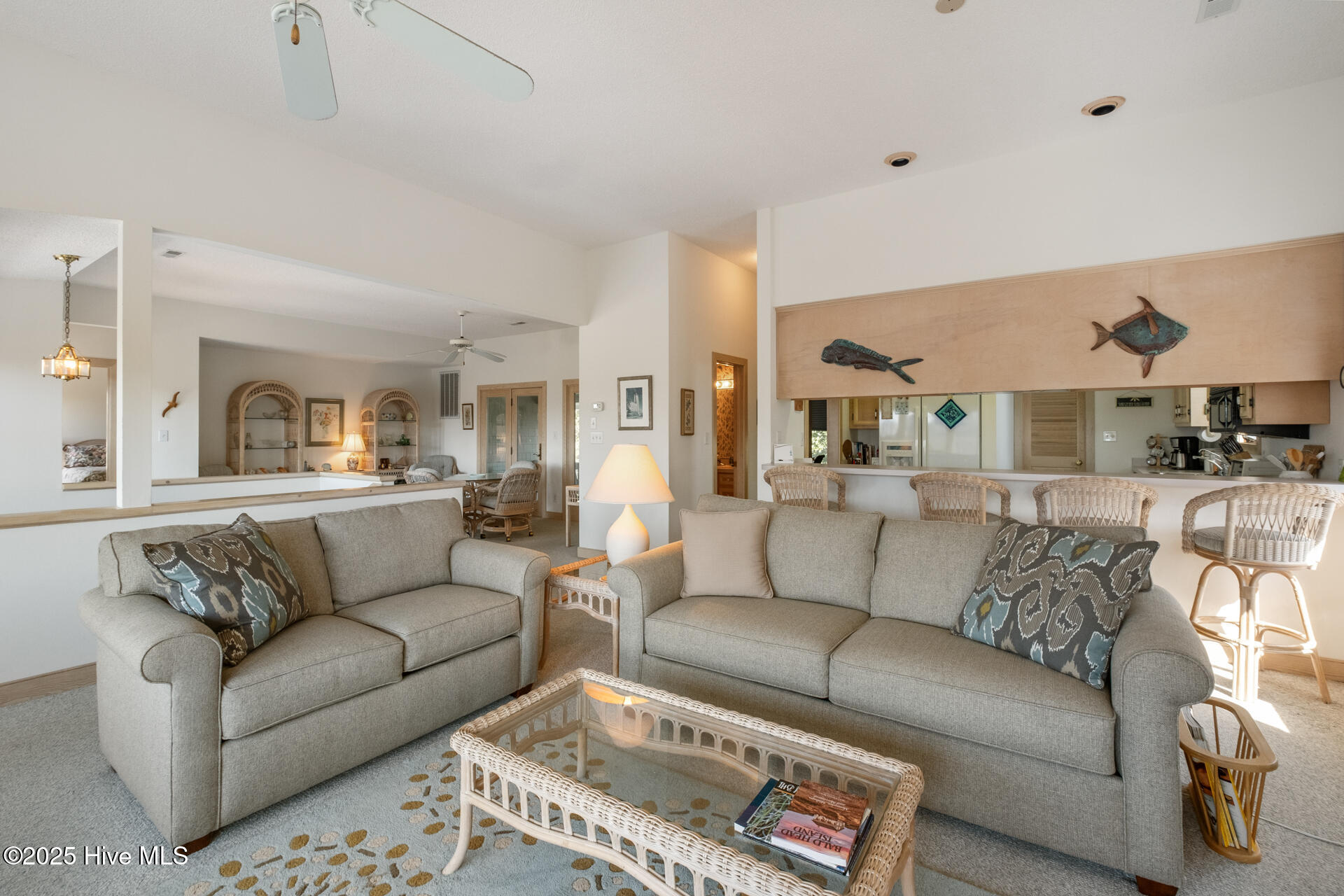 20 Laughing Gull Trail