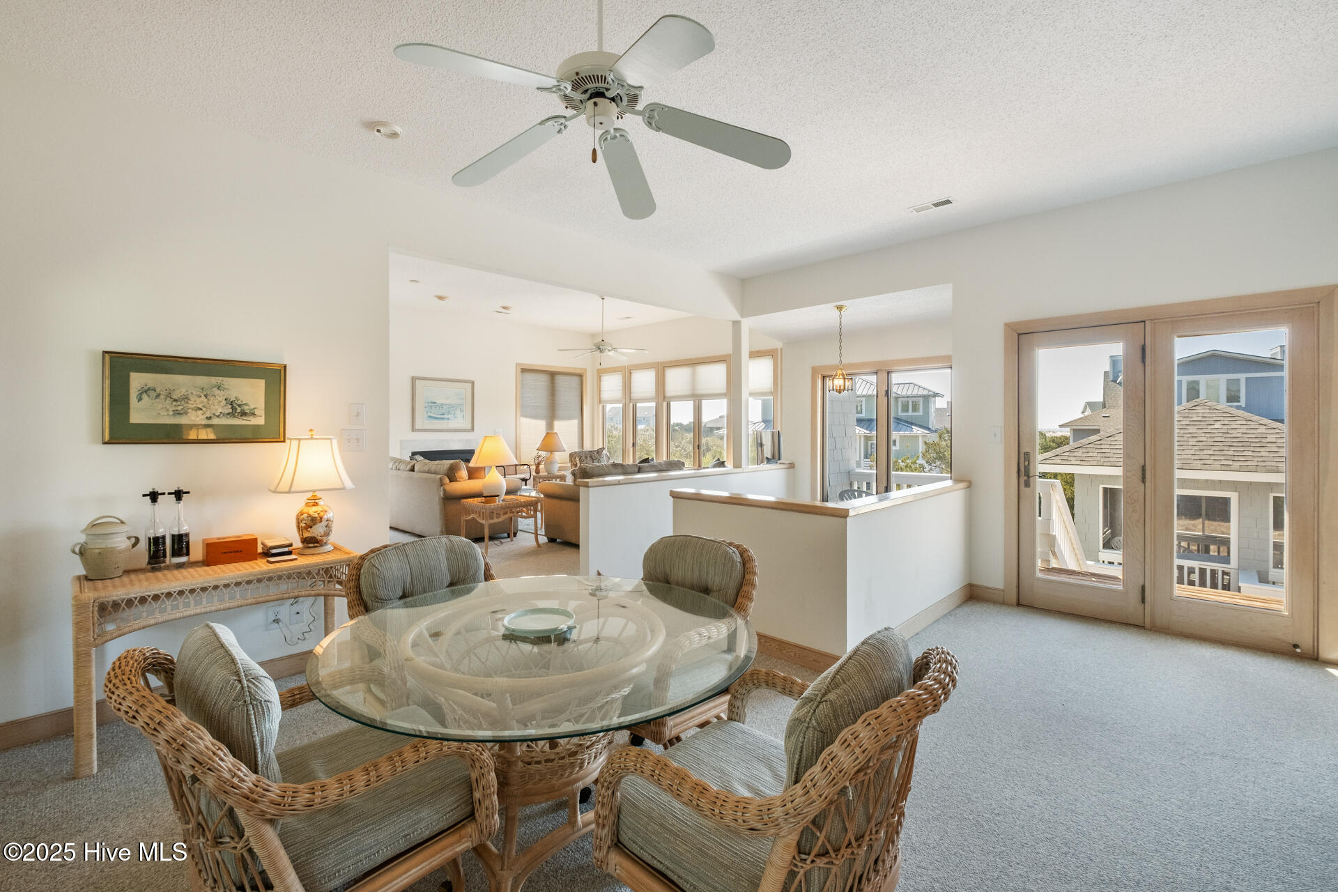 20 Laughing Gull Trail