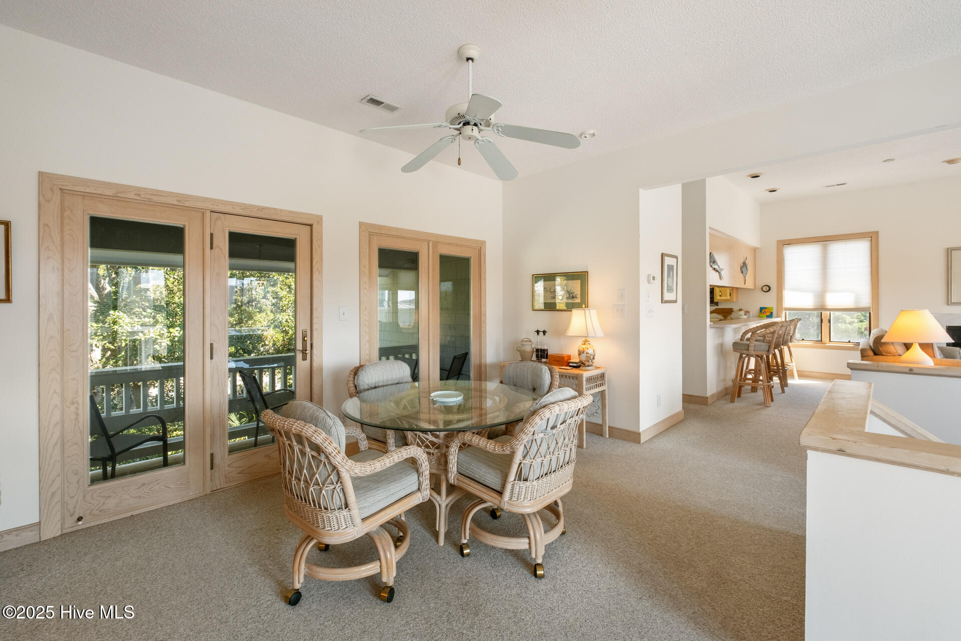 20 Laughing Gull Trail