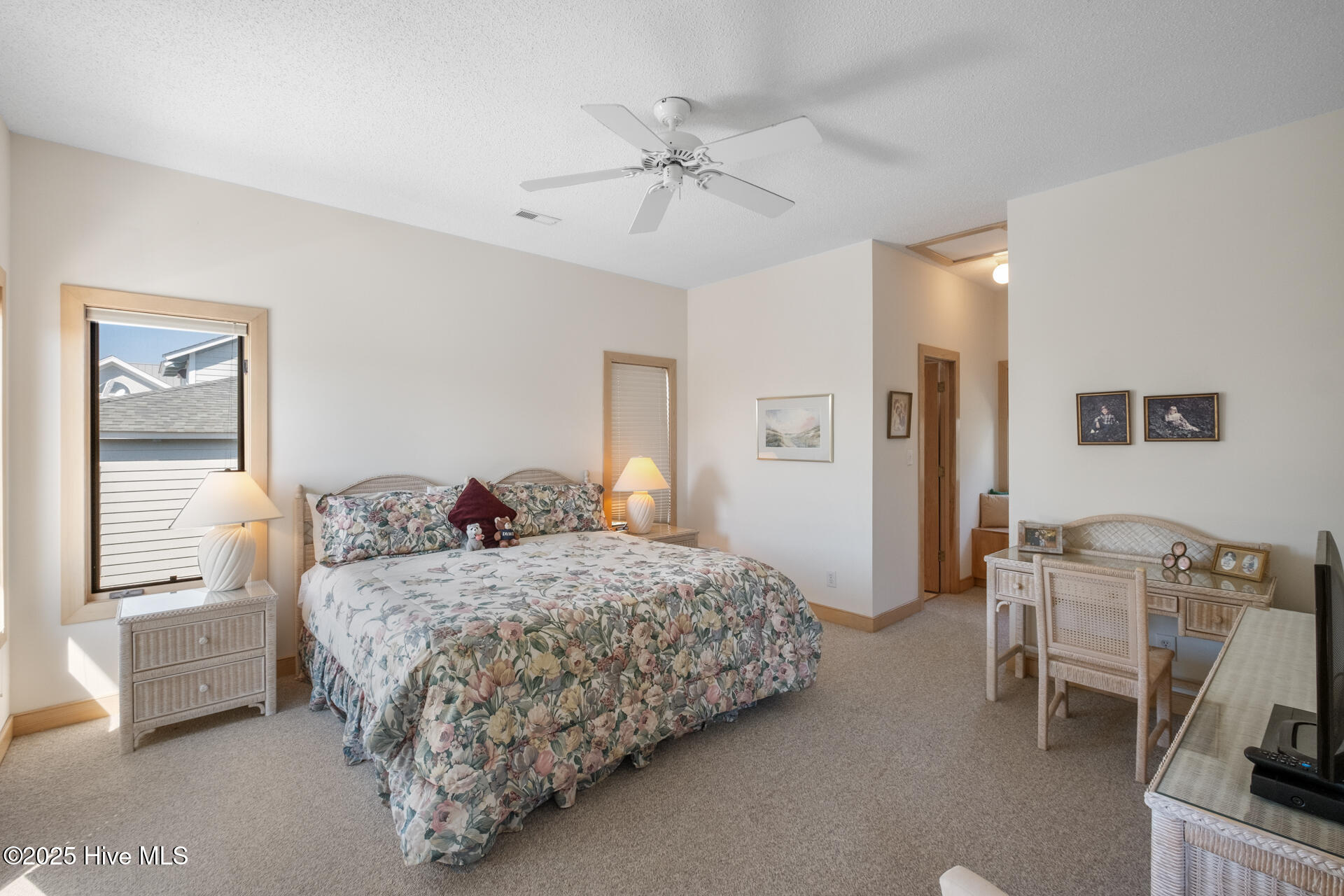 20 Laughing Gull Trail