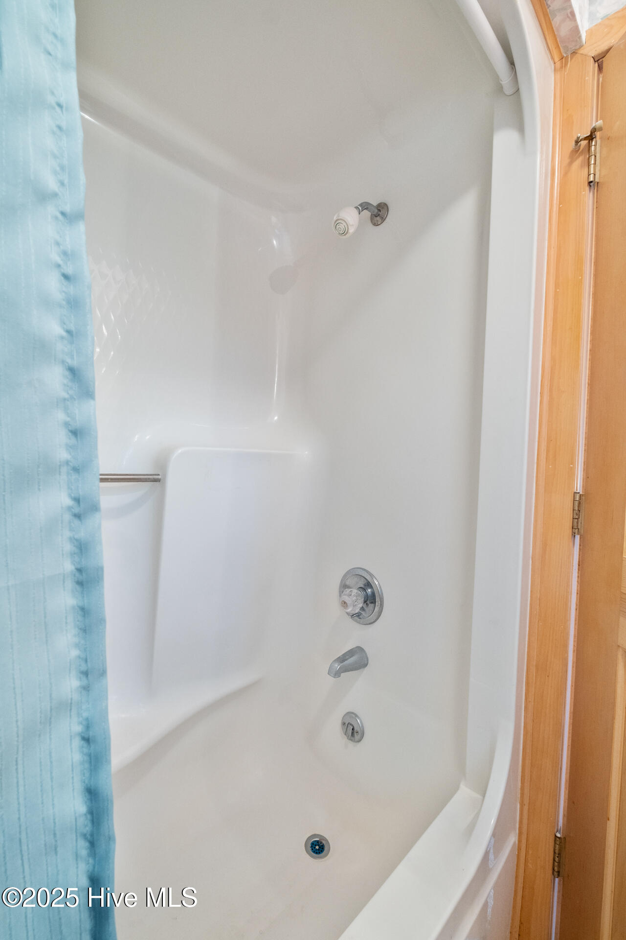 20 Laughing Gull Trail