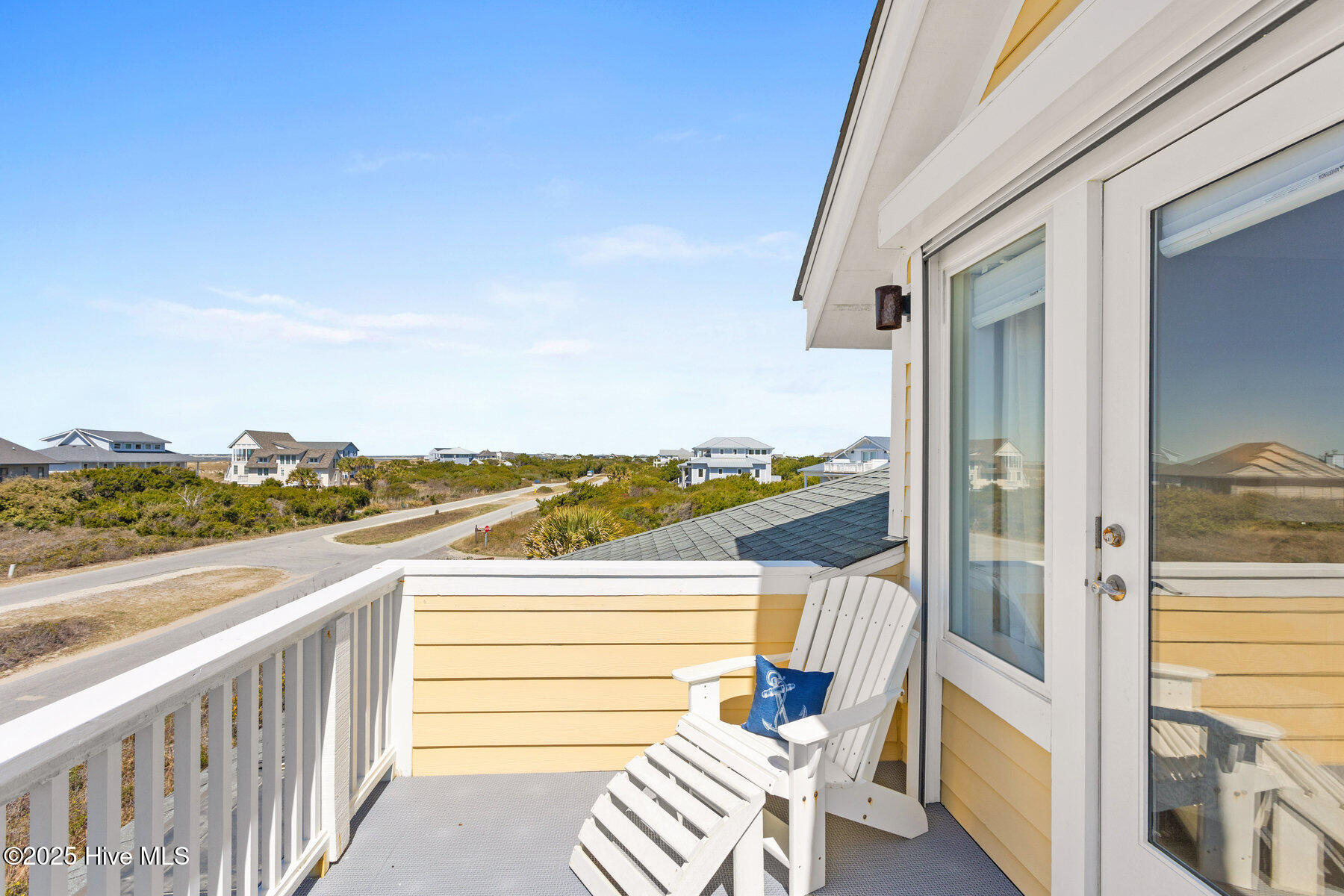 229 W Bald Head Wynd