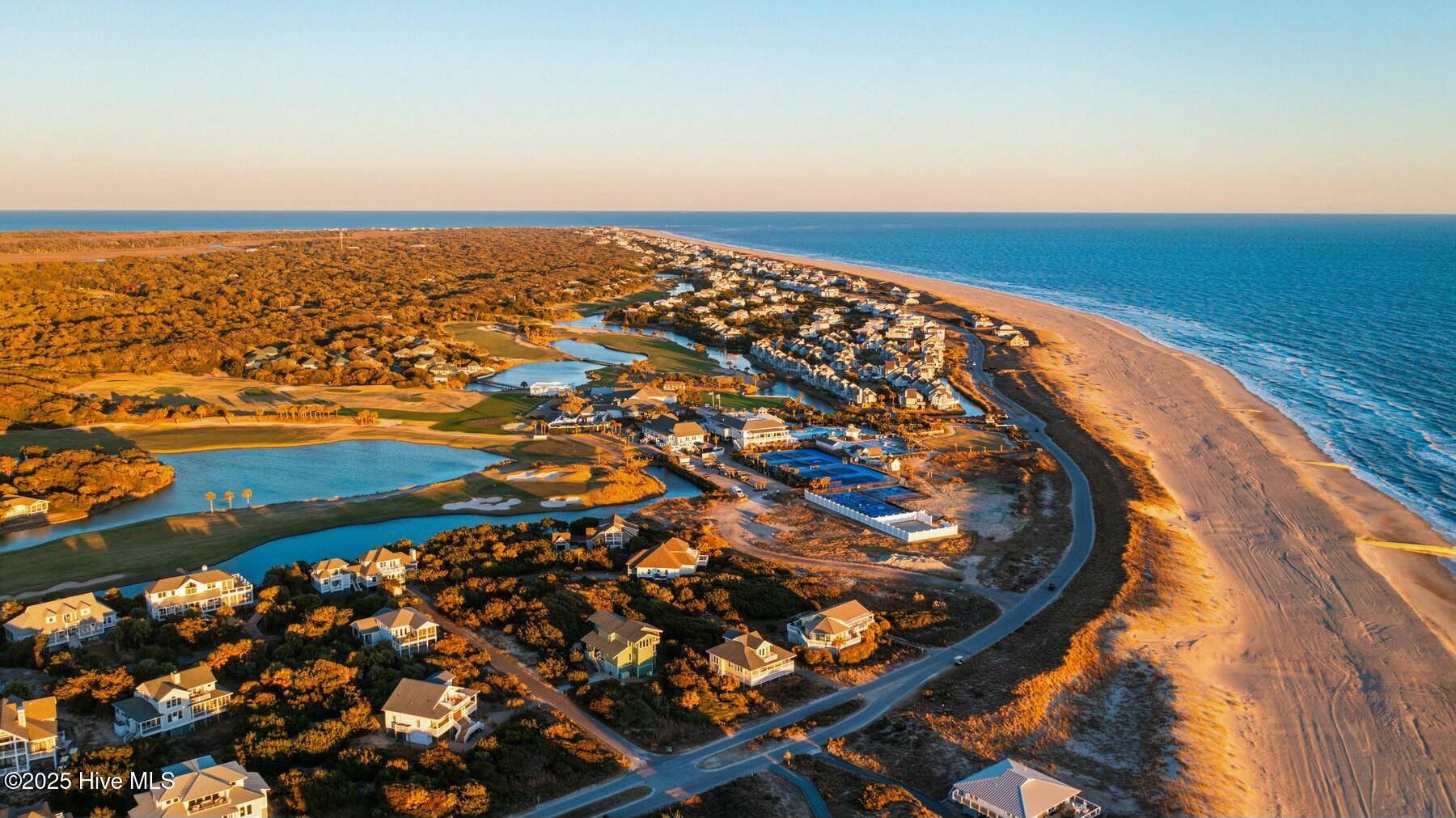 229 W Bald Head Wynd