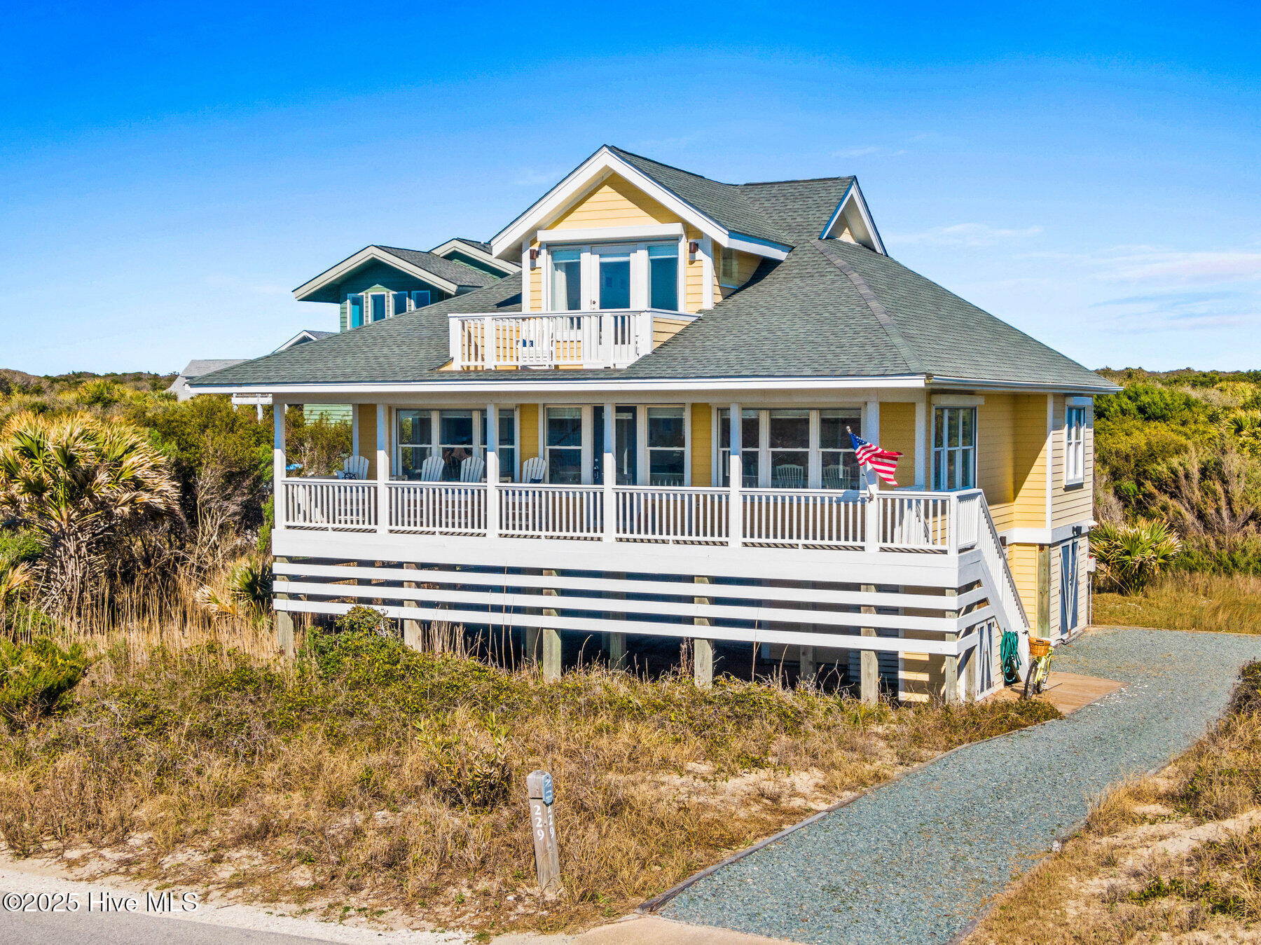 229 W Bald Head Wynd