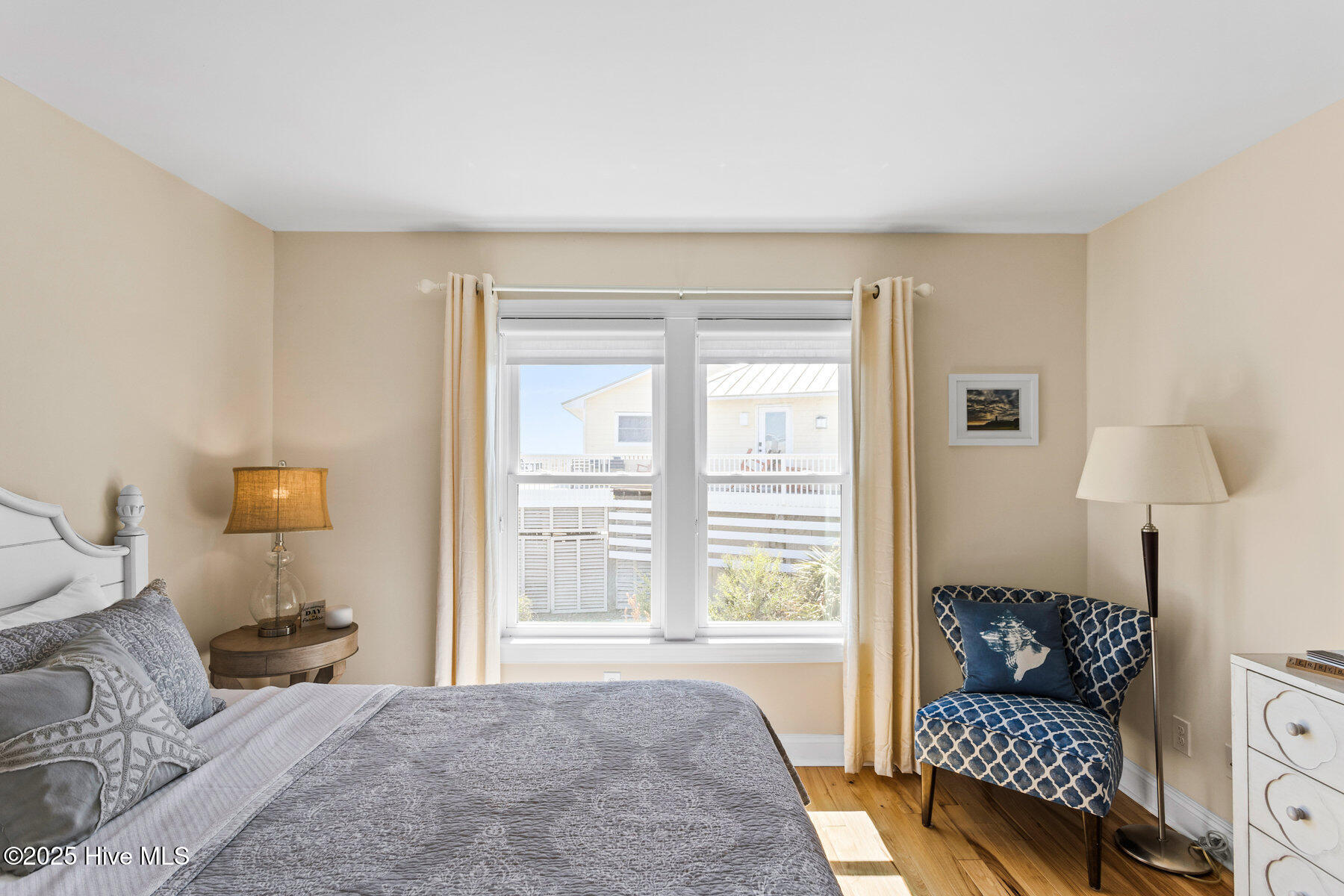 229 W Bald Head Wynd