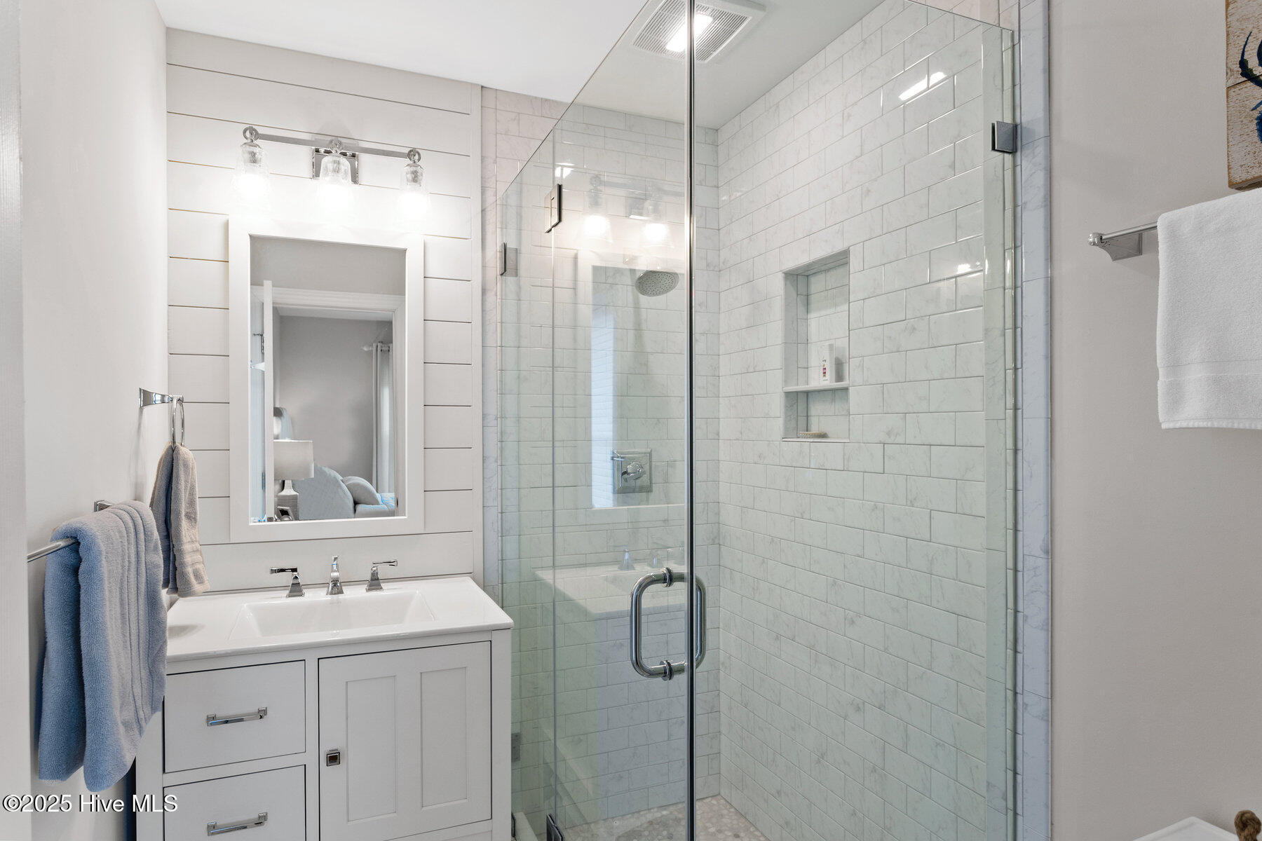 229 W Bald Head Wynd