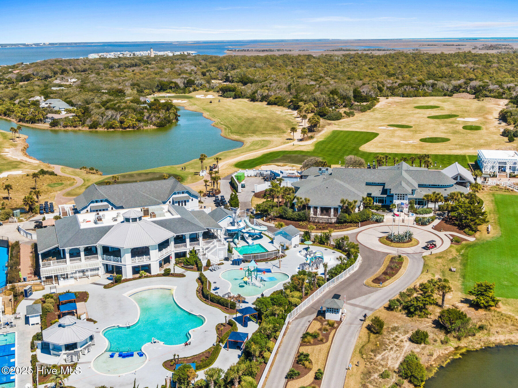 229 W Bald Head Wynd