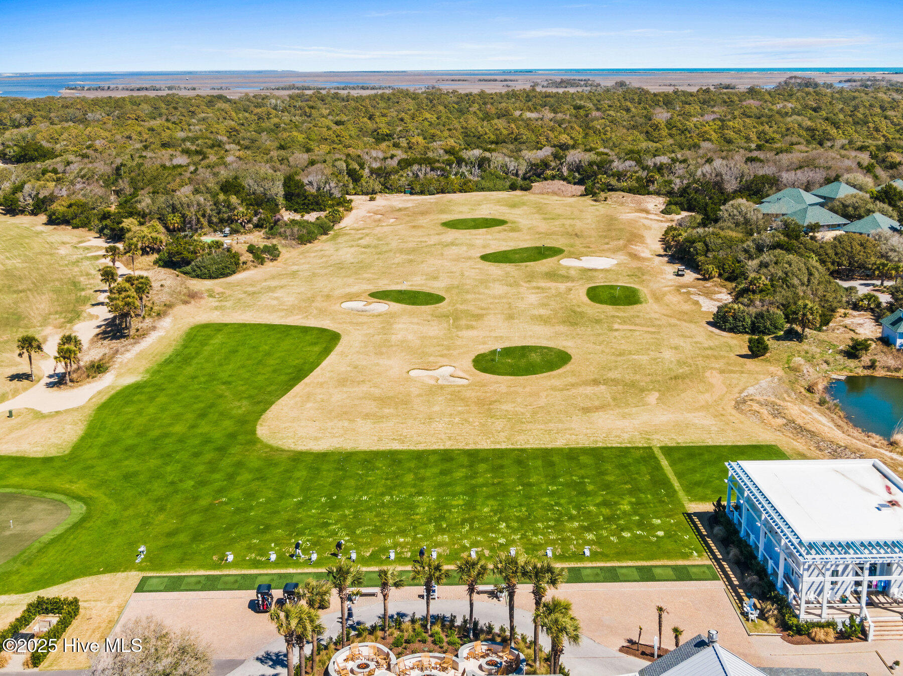 229 W Bald Head Wynd