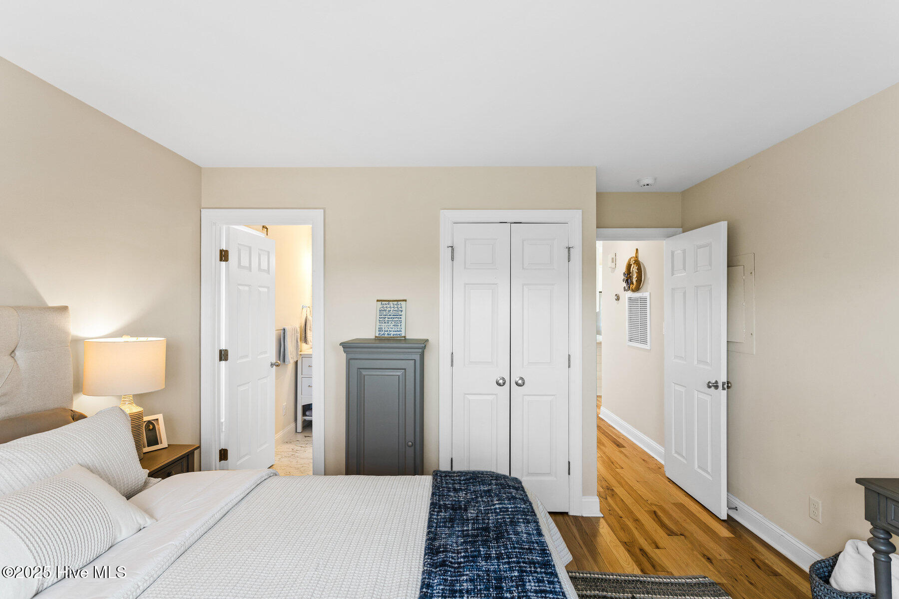 229 W Bald Head Wynd