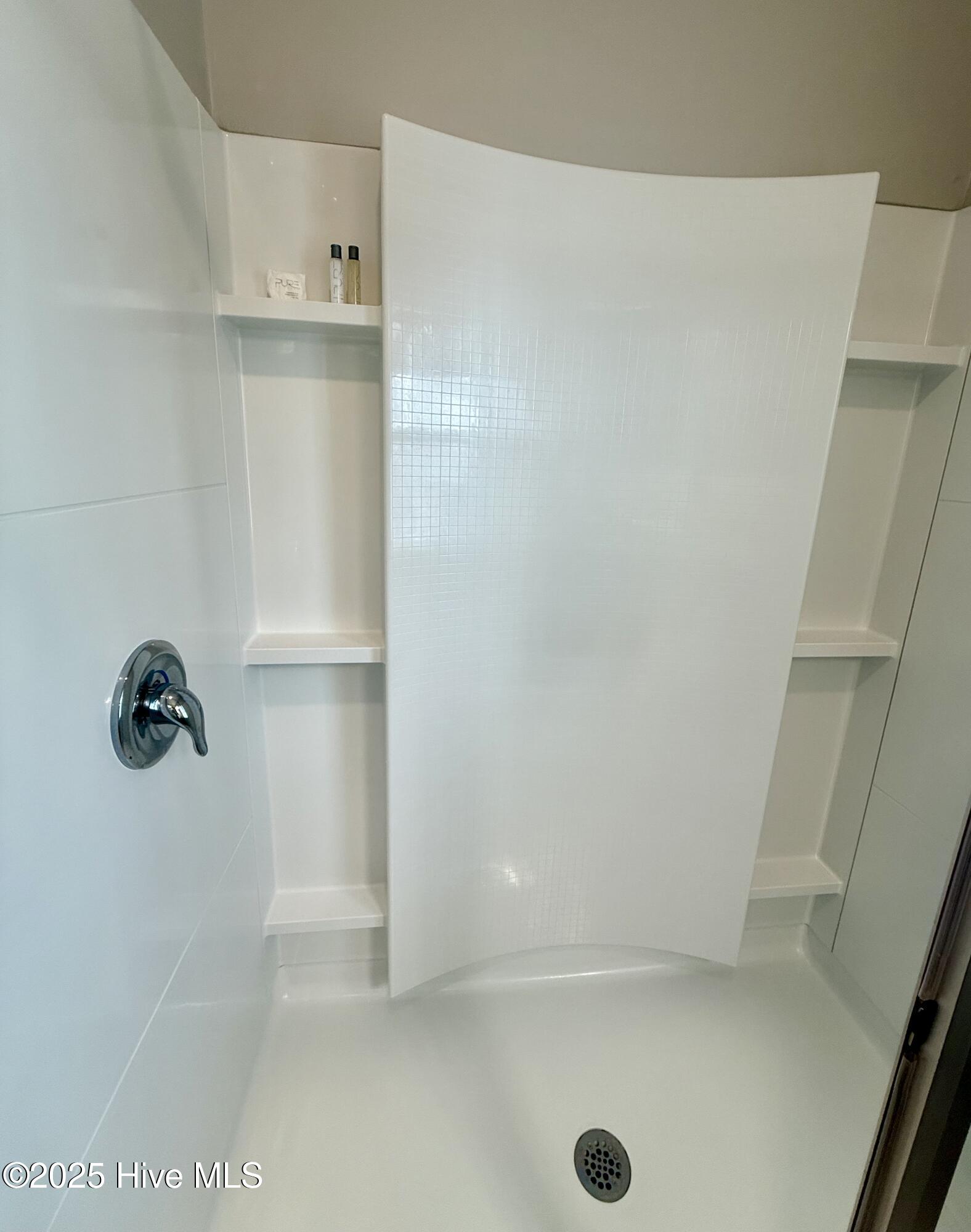 702 E Moore Street, # 202