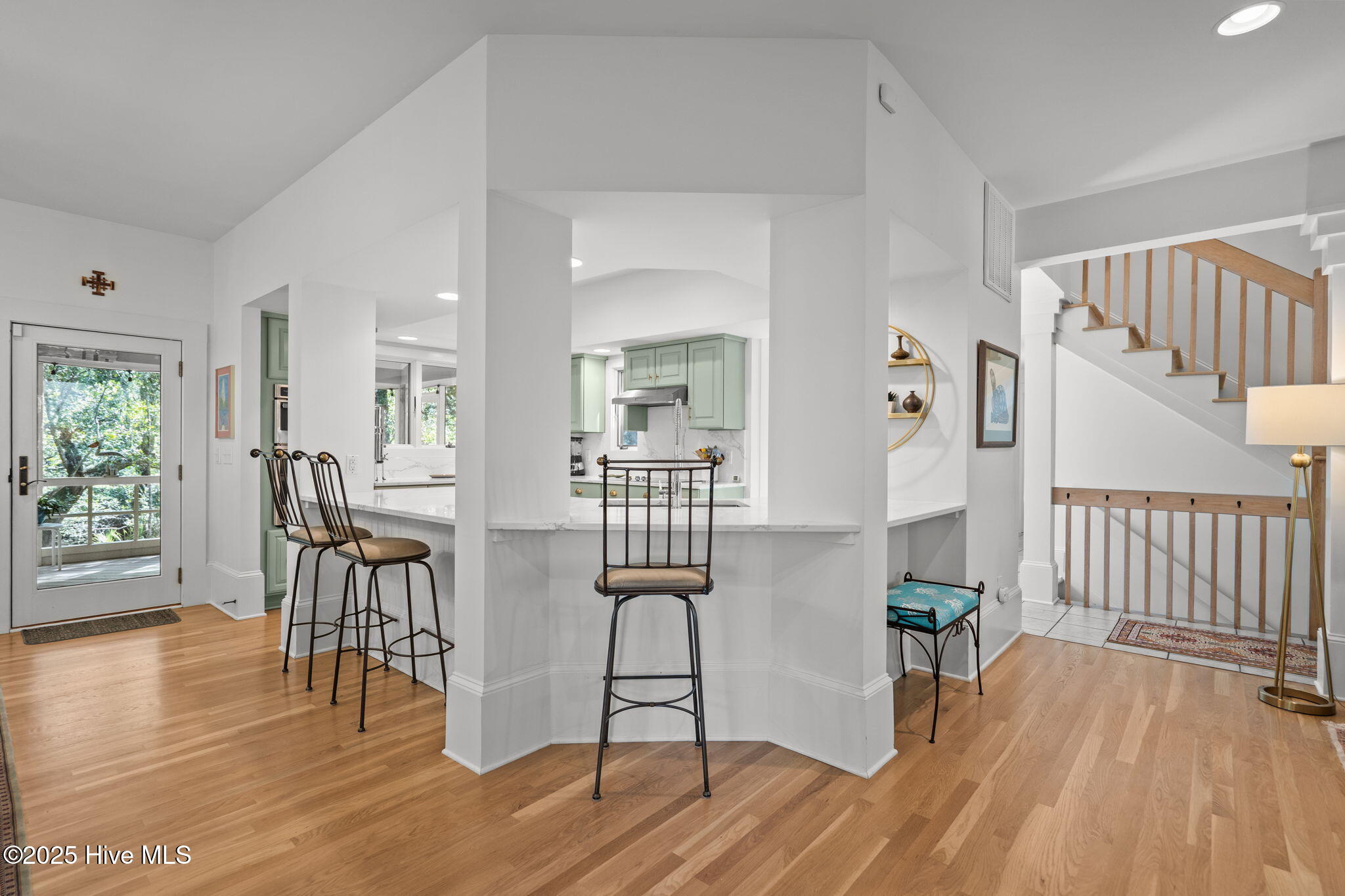 30 Three Flipper Trail