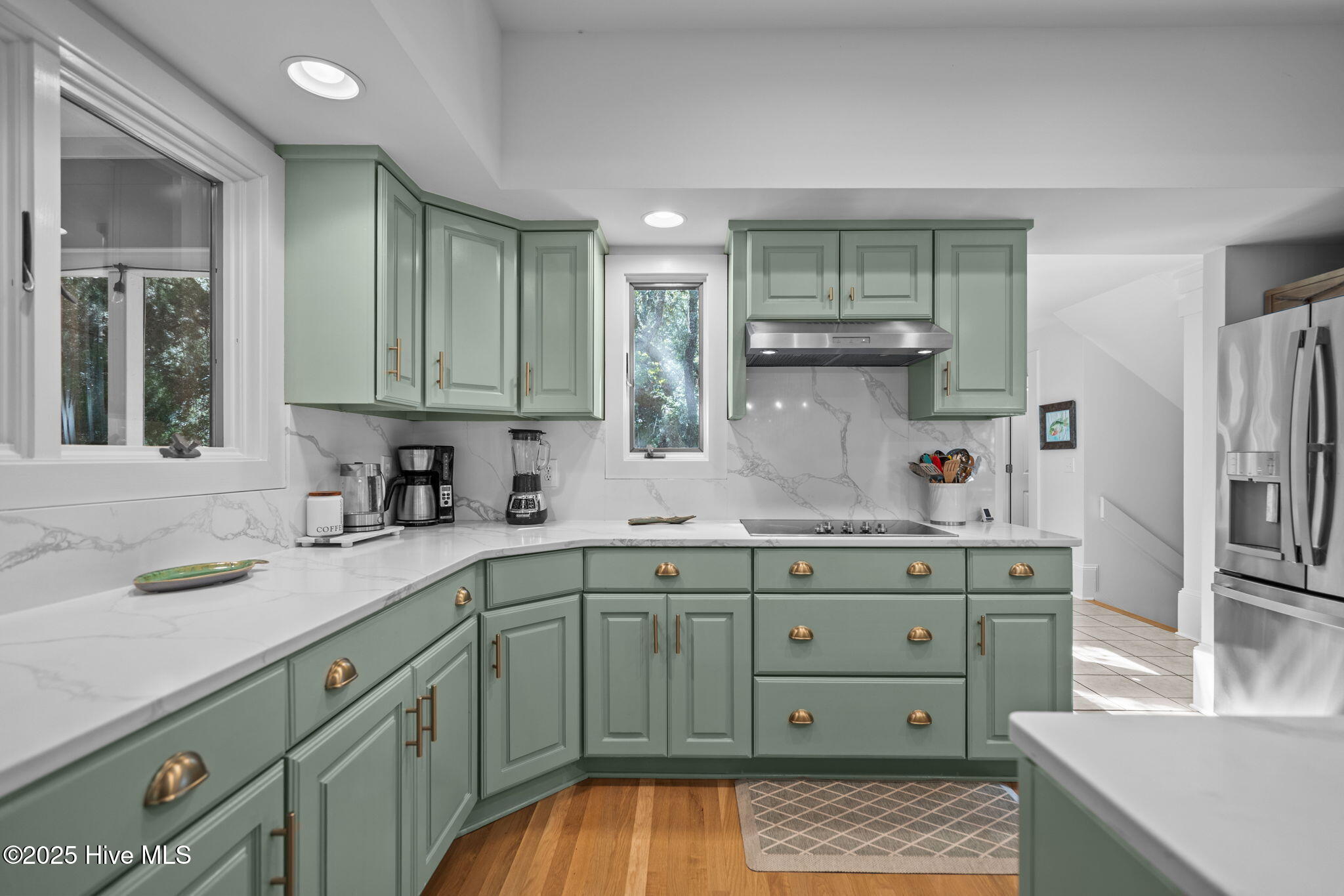 30 Three Flipper Trail