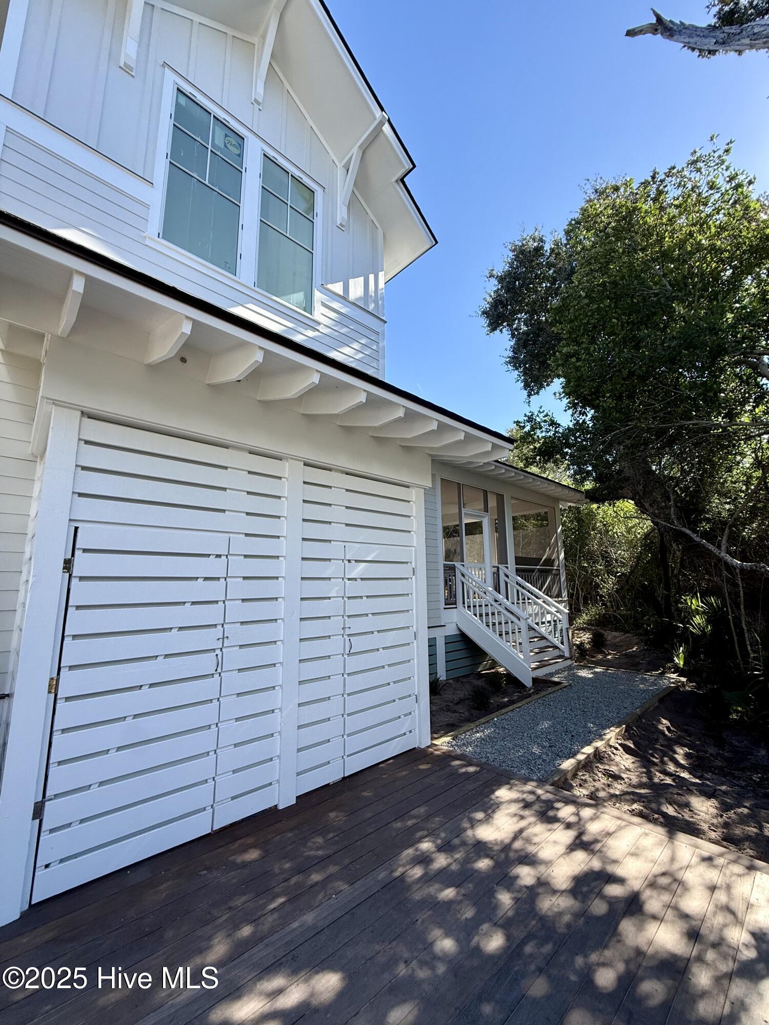 556 Chicamacomico Way